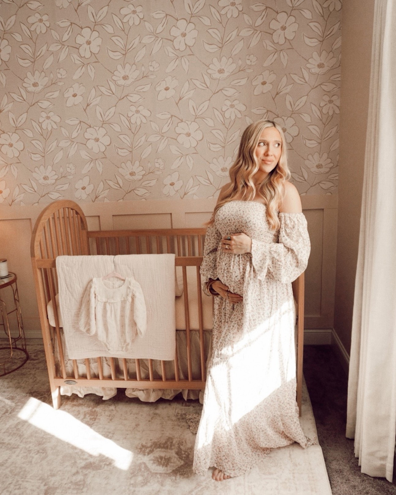 Spring maternity photoshoot dresses with pink blush maternity 💗🌷✨🕊️🫧🧸💕

#LTKmomlife #LTKBump #LTKootd