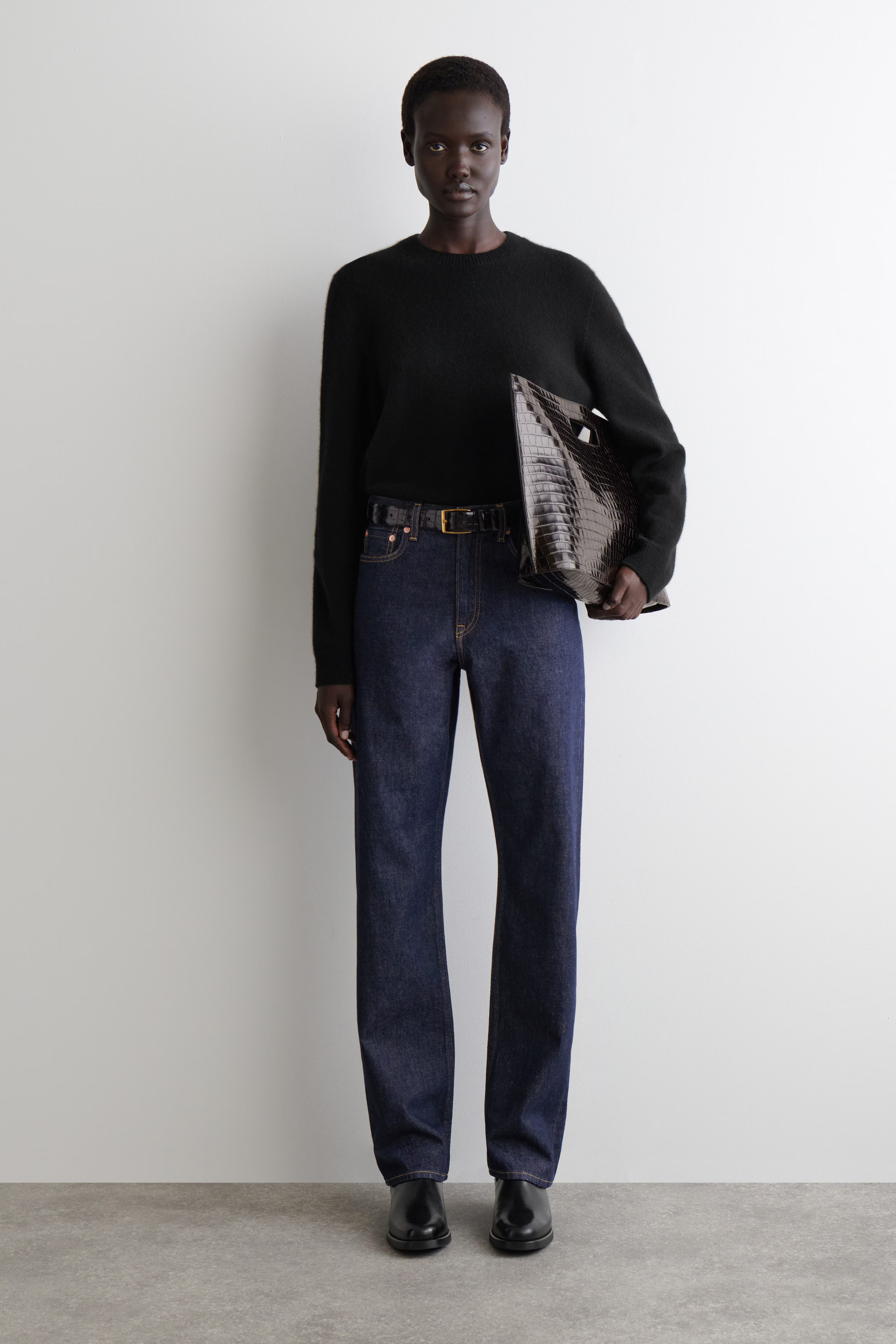 CASHMERE CREW-NECK JUMPER - BLACK | COS GB | COS UK