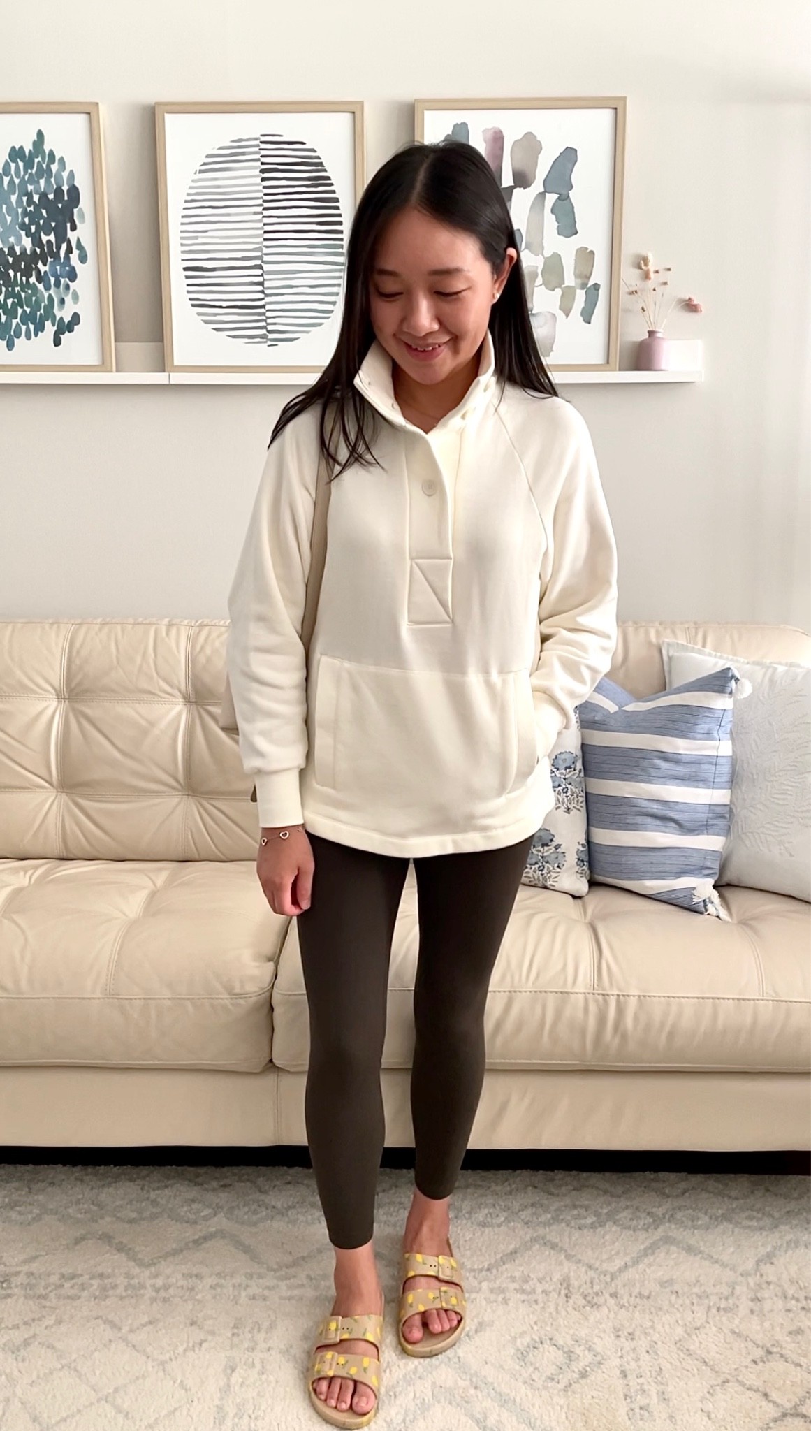 Love this cozy soft pullover. Size XS is a looser fit on me. I took the dark olive 7/8 leggings with a 25" inseam in size XS. 