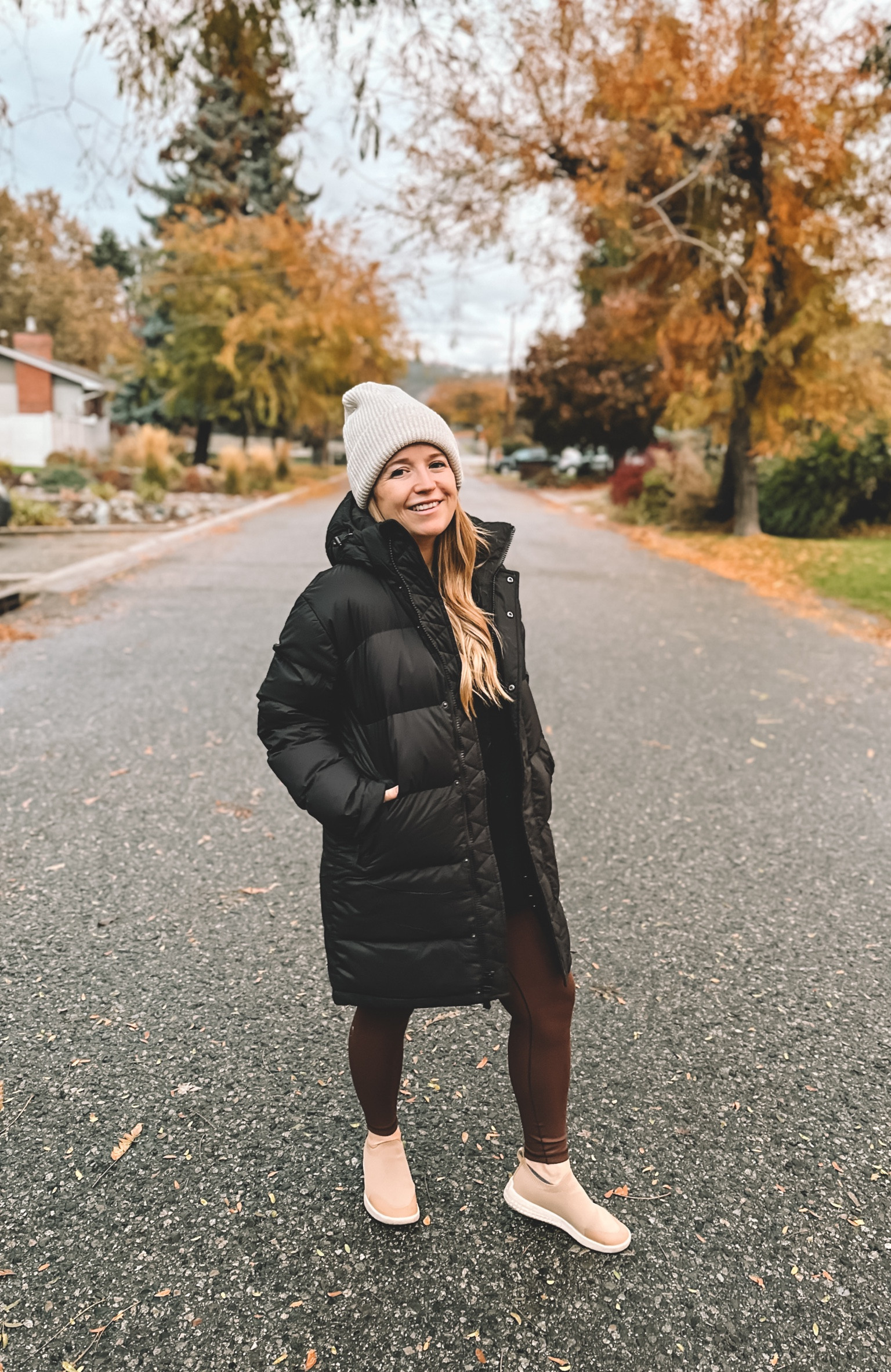 Aritzia Super Puff Mid (xxs)
Aritzia Icicle Beanie (o/s)


Fall style, fall outfits, winter coat, aritzia, winter style, outerwear, jacket 

#LTKSeasonal #LTKHoliday