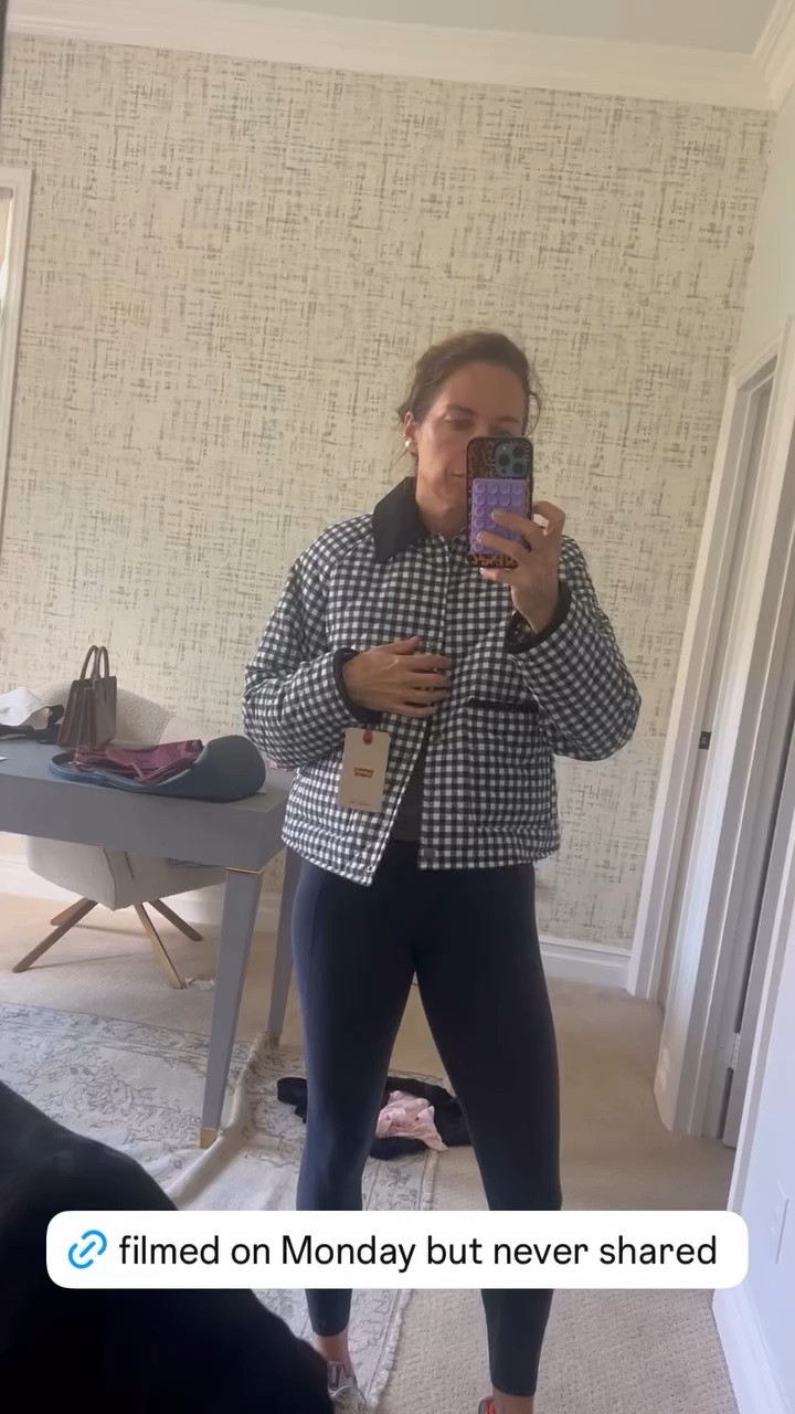 Barn jacket, fall jacket

#LTKvlog #LTKmorningroutine #LTKdayinmylife