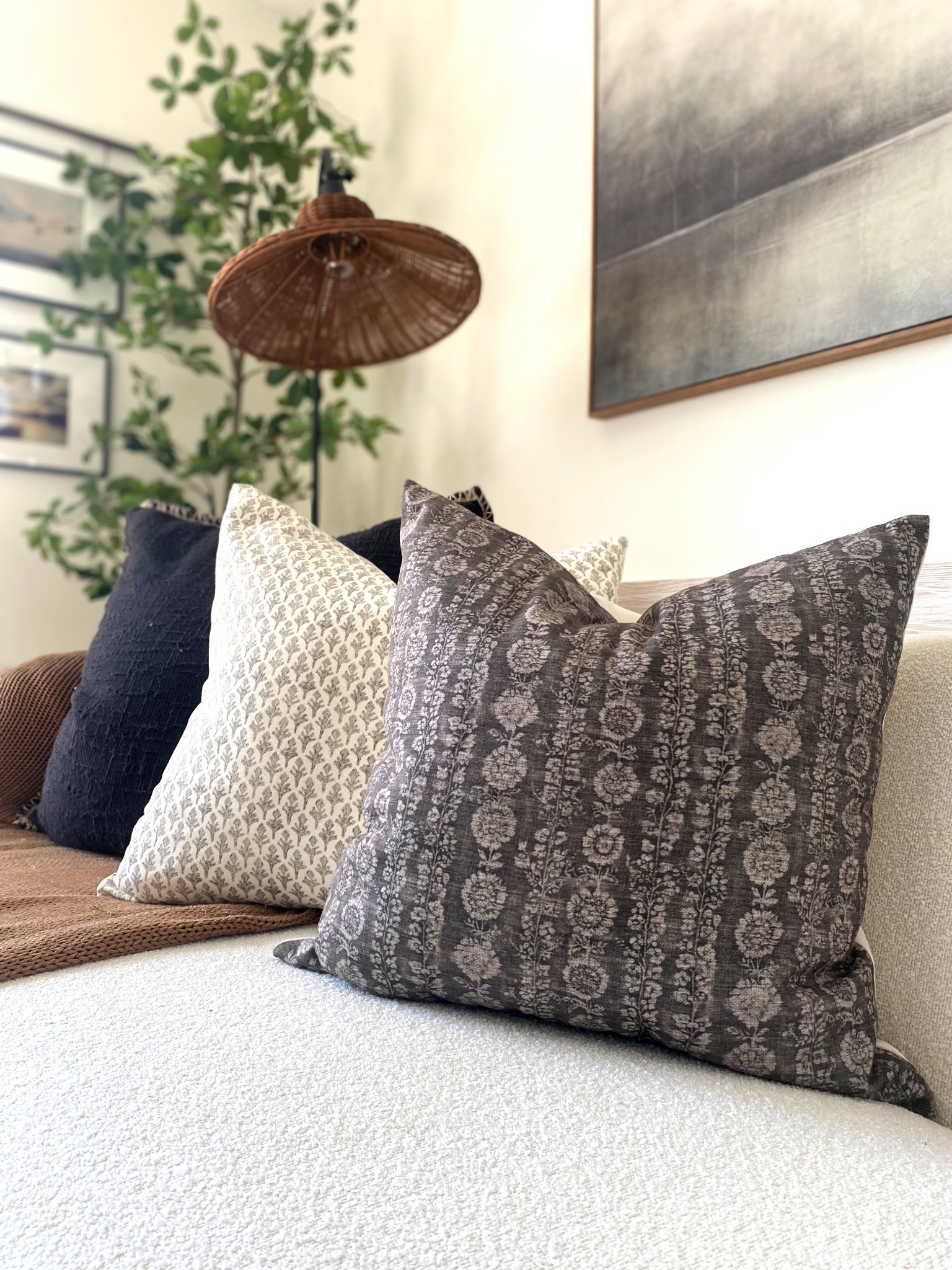 My favorite Amazon pillow covers👌🏼

#LTKHome #LTKdayinmylife #LTKSeasonal