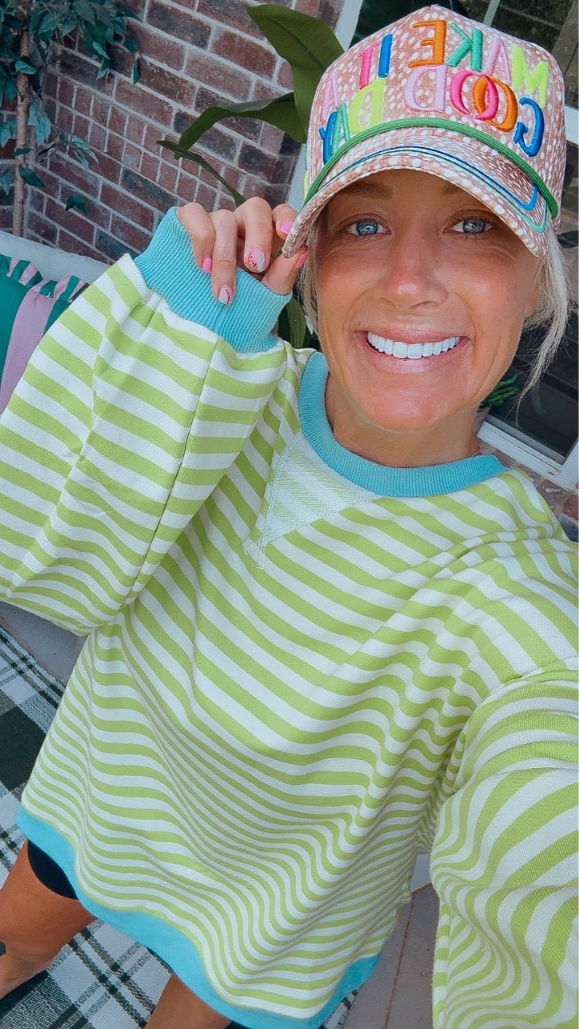 The cutest summer hat omg!!!! Sweatshirt size medium and on sale!!

#LTKootd #LTKSeasonal