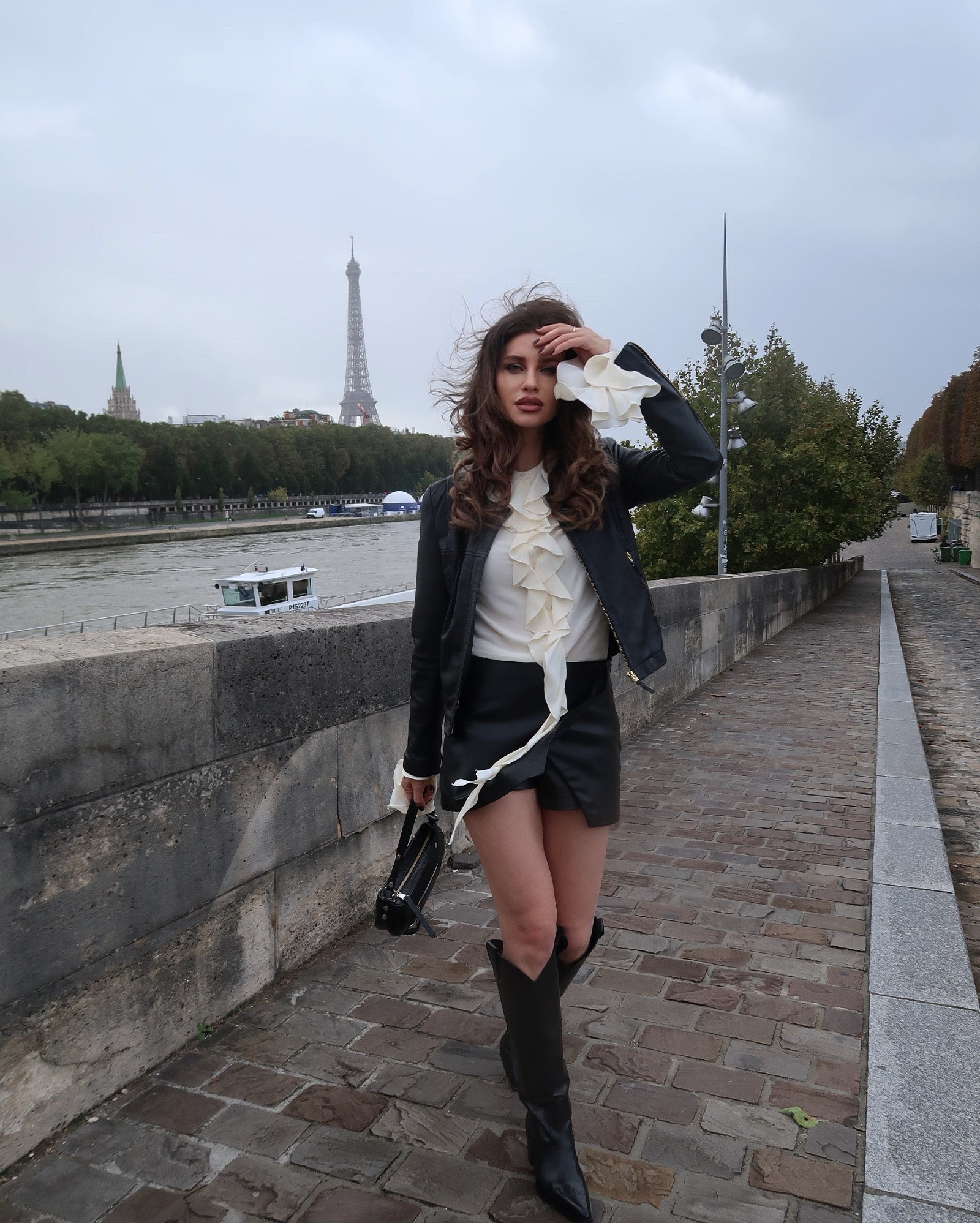 From London to Paris 
Autumn Outfit - Mango 
 Size S - 36 

#LTKeurope #LTKtravel