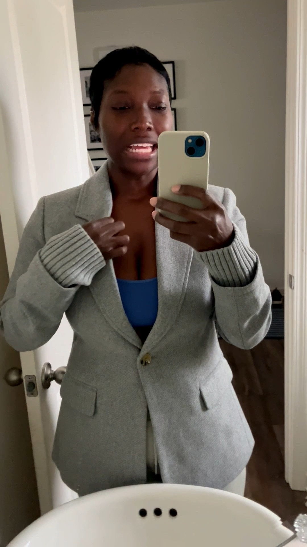 Grey Herringbone Blazer wearing a size M! Check your local store if not online! 

#LTKWorkwear