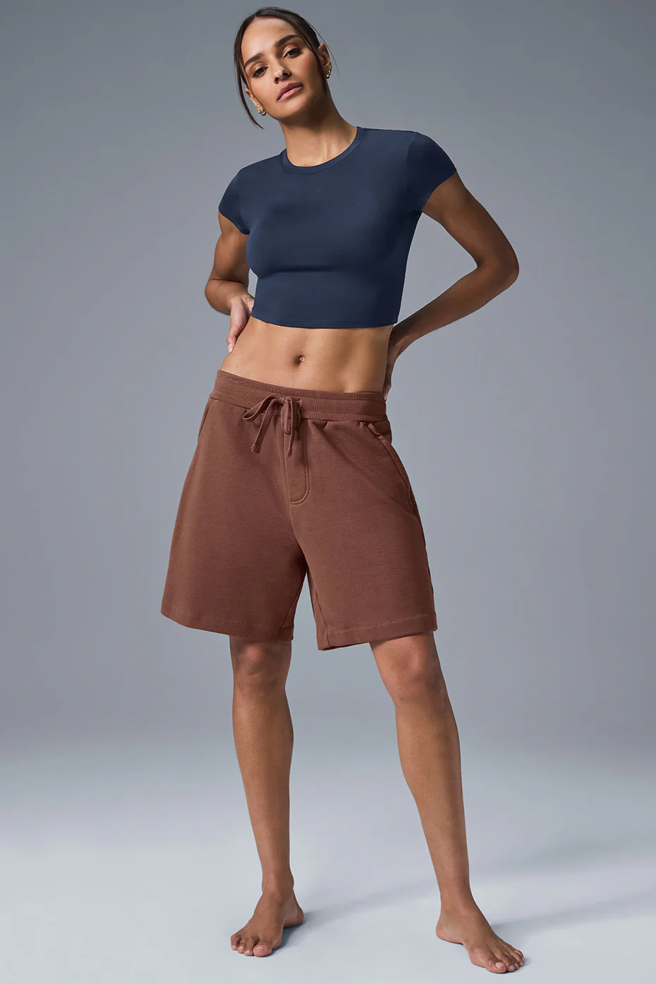 Accolade Straight Leg Sweatpant | Alo Yoga (US)