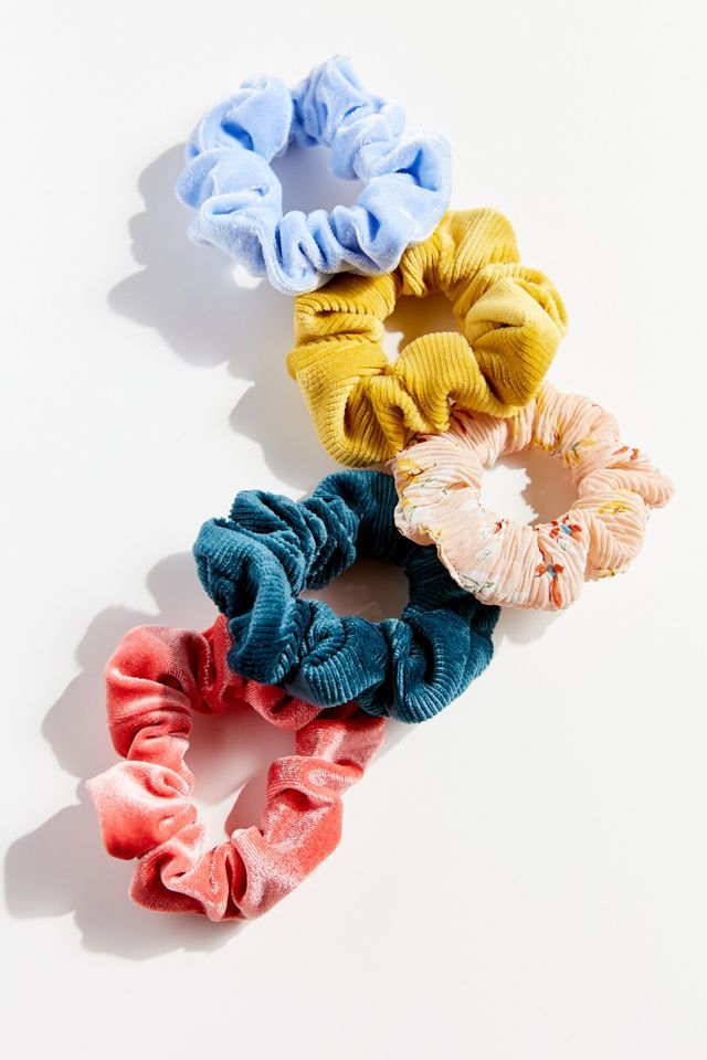 Velvet Assorted Scrunchie Set | Urban Outfitters (US and RoW)