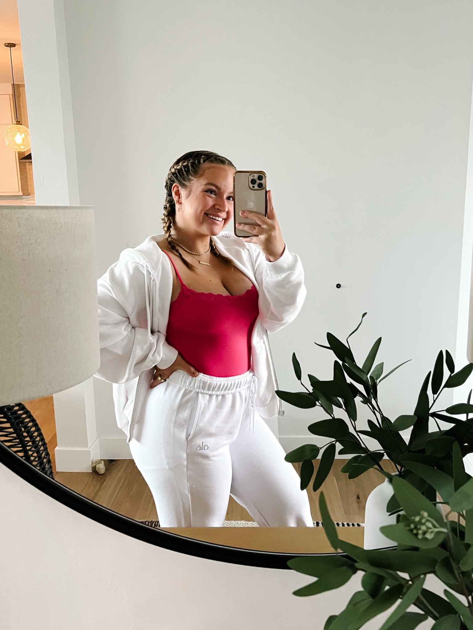 comfy cozy fit 🫶🏻💗

wearing L in all pieces :)

#aloyoga #alo #skims #hollister 

#LTKbeauty #LTKSeasonal