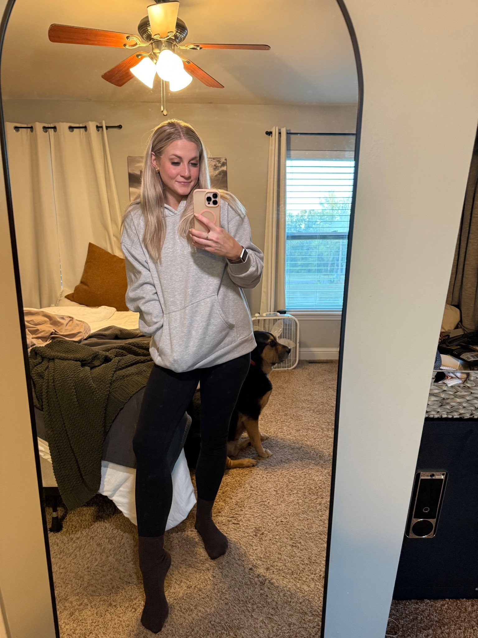 The BEST oversized hoodie out there 🙌🏼

#LTKSeasonal