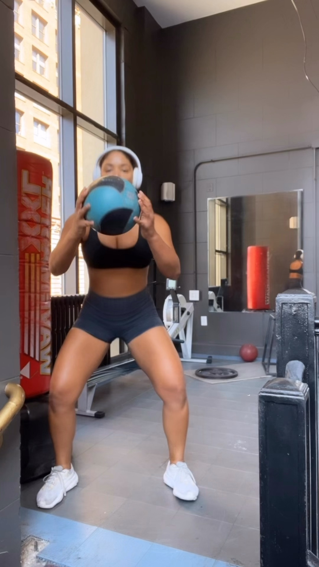 Proof you don’t need expensive brands to look and feel good. I linked this budget-friendly set on LTK — fits like a dream and holds up through every workout. #LTKfit #LTKbudget #LTKactive #workoutgear #exercise #fitnessmodel

#LTKFindsUnder50 #LTKHome #LTKGiftGuide