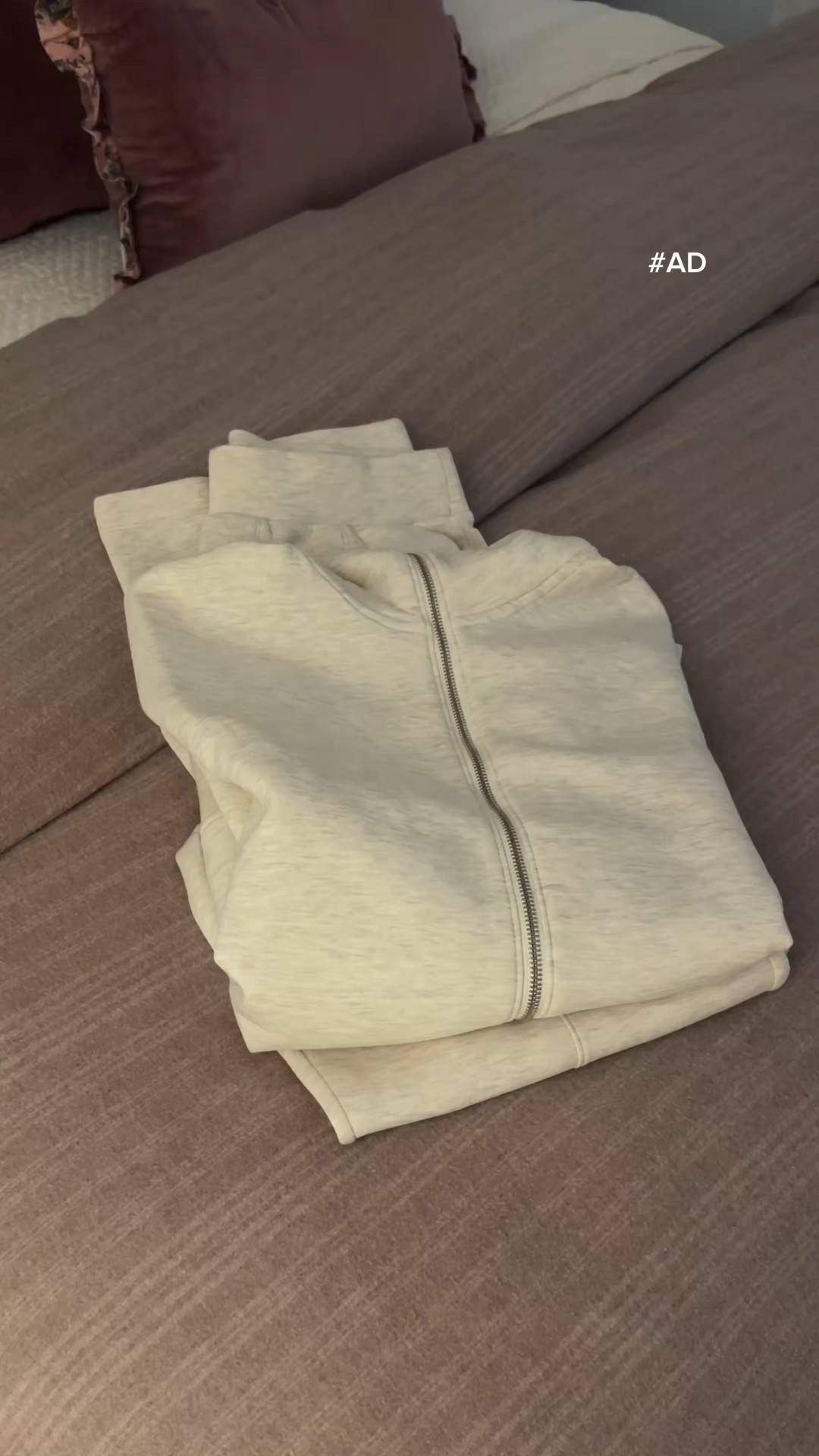 I’m wearing smalls 

#LTKgrwm #LTKHoliday #LTKdayinmylife