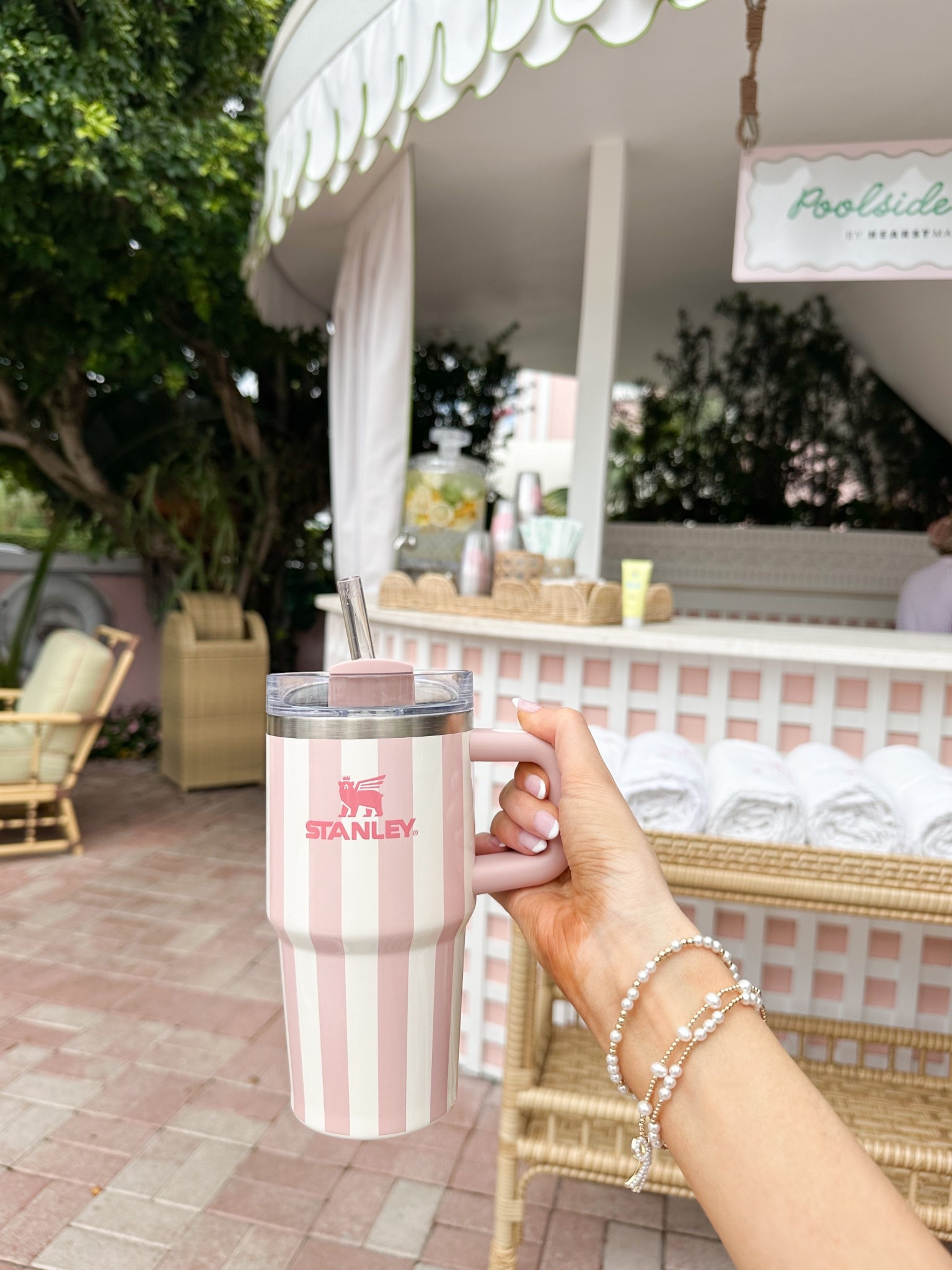 The new Stanley oasis collection is perfect for a day at the pool or beach! @stanley_brand #stanleypartner 

#LTKSeasonal #LTKSaleAlert #LTKFindsUnder50