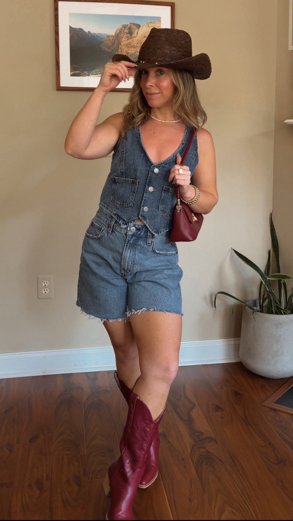 Fourth of July outfit inspo 🇺🇸🫐🍓✨

#coastalcowgirl #OutfitOfTheDay #4thOfJulyOutfit #fourthofjulyoutfit #FourthOfJulyStyle
#4thofjulyinspo #AmericanaStyle #summerfashion 
Fourth of July outfit ideas, 4th of July aesthetic outfit, What to wear on the 4th of July, Patriotic outfit inspo, Cute red white and blue outfits, Independence Day outfit, Summer BBQ outfit ideas, Fireworks night outfit, Casual 4th of July look, Festive but chic outfit, 4th of July fashion for petites, Americana outfit aesthetic, Coastal cowgirl 4th of July