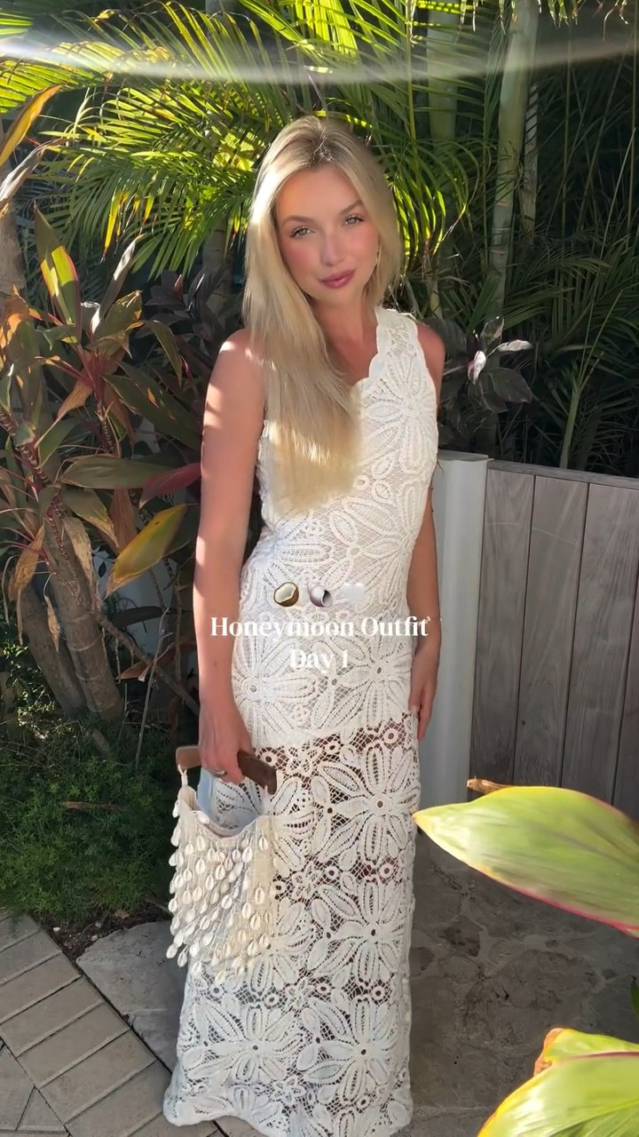 Honeymoon Day 1 Outfit 🥥 🌴🤍 comment ‘shop’ for direct link sent to your DM! 🐚 

#honeymoon #honeymoonootd #honeymoonoutfit #bridalootd #brideoutfit