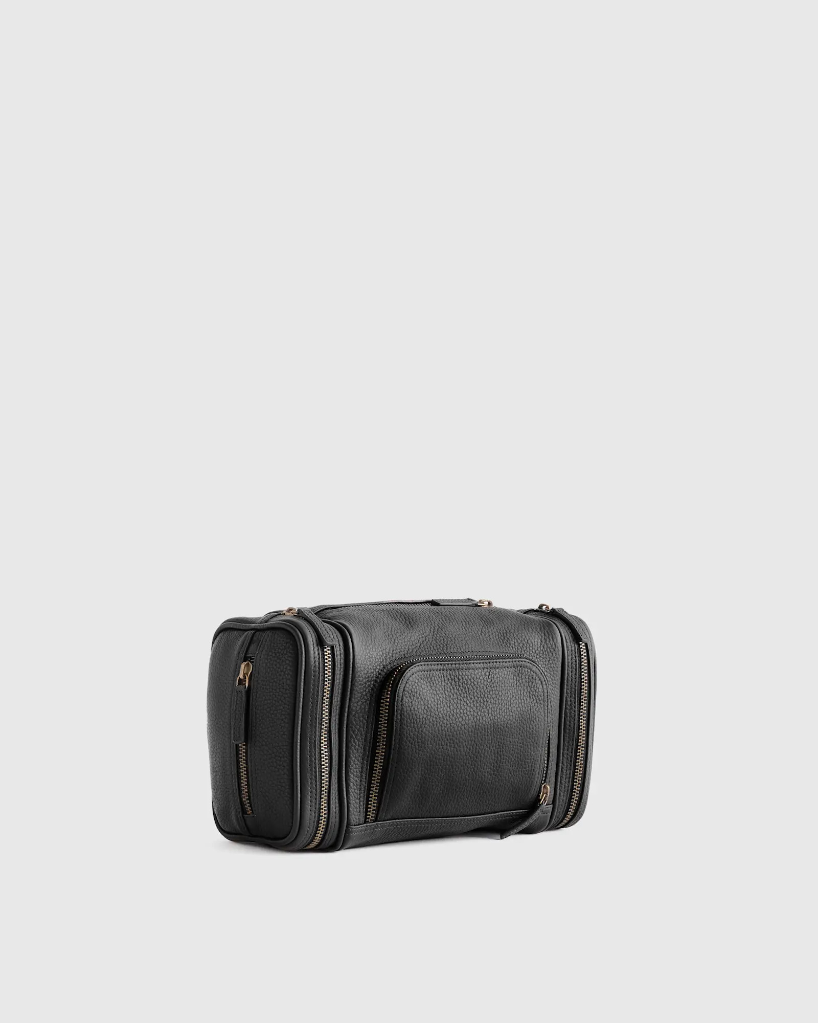Nappa Leather Toiletry Bag | Quince
