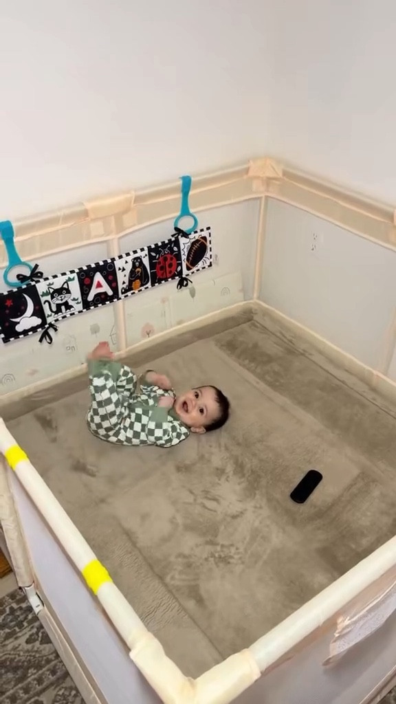 The most comfortable play mat ever! I wil always recommend this playmat to all the mamas out there 💯 

#huloosleep #babyplaymat #fyp #babyproduct #momlife #11months #motherhood #blessed

#LTKBeauty #LTKmomlife #LTKKids