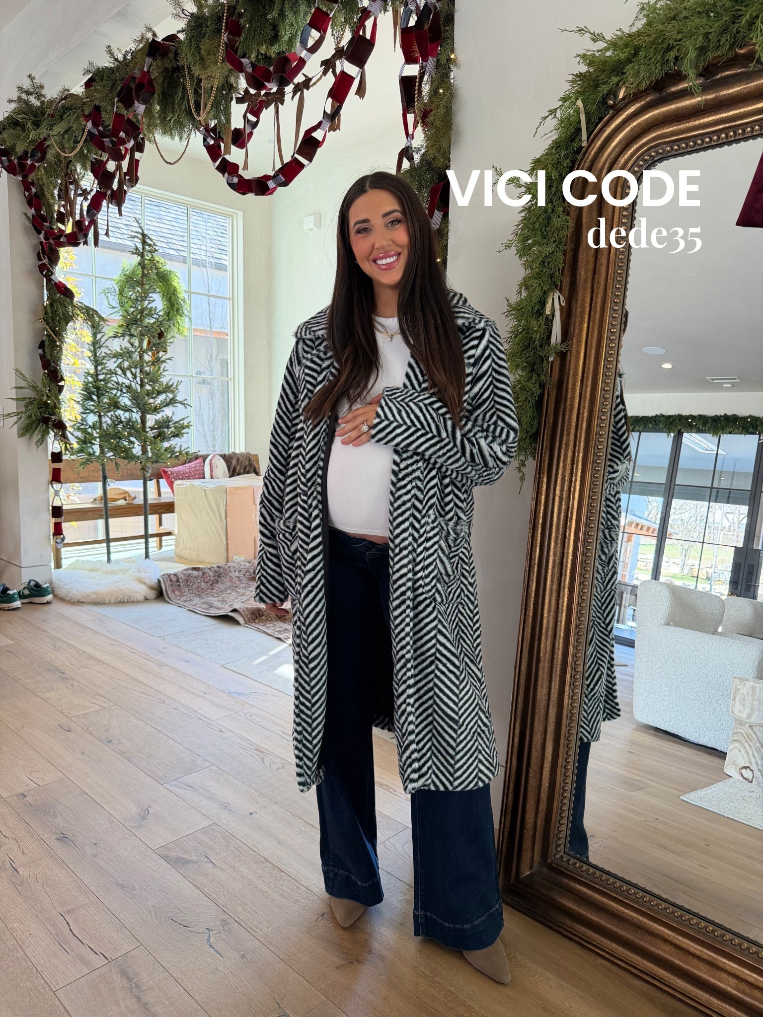 This coat is so classic for the winter🤍
Coat: medium 
Pants: 27/m

Dressupbuttercup.com #dressupbuttercup #dederaad 

#LTKFindsUnder50 #LTKHoliday #LTKSeasonal