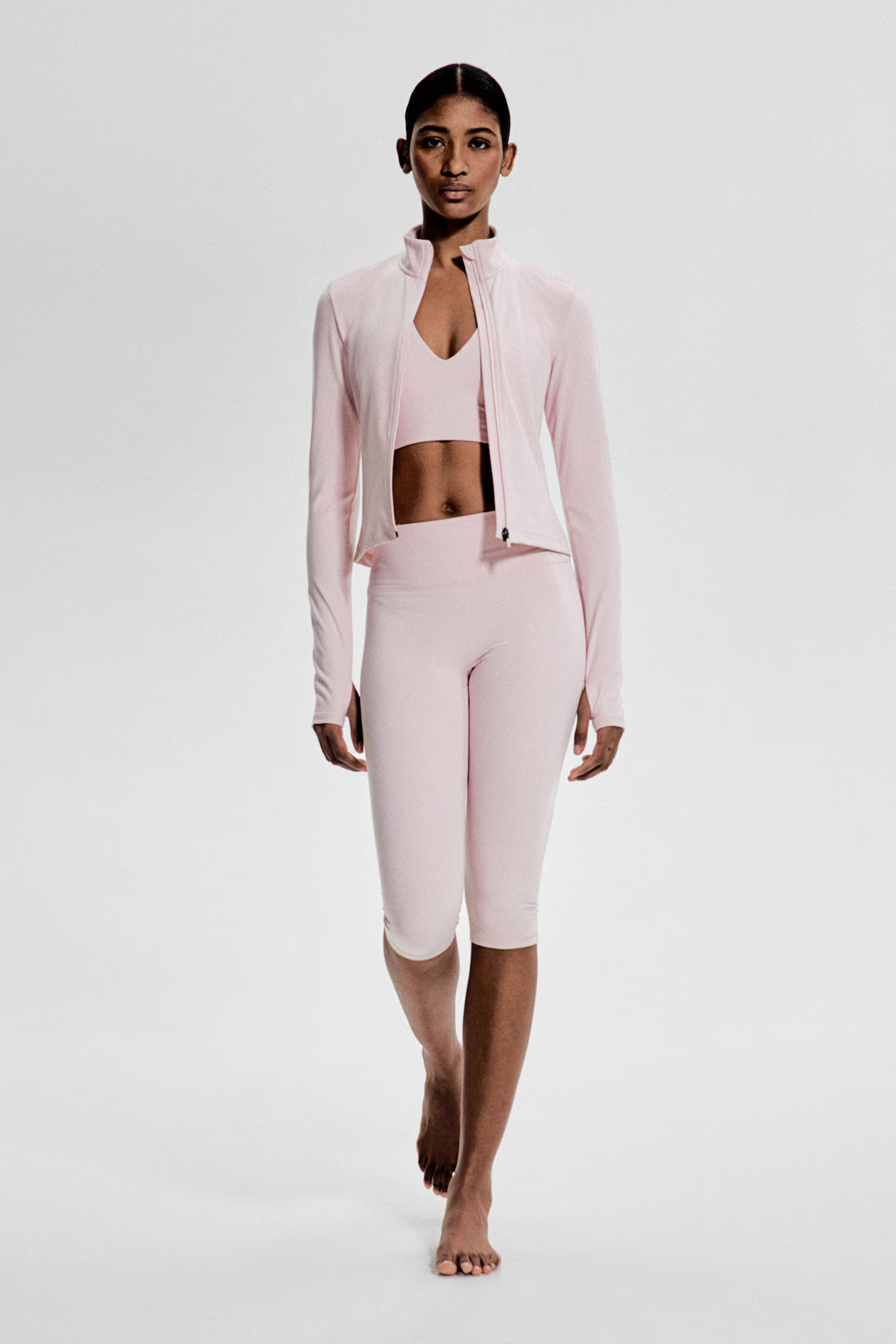 Zip-through sports jacket with SoftMove™ - Light pink - Ladies | H&M GB | H&M (UK, MY, IN, SG, PH, TW, HK)