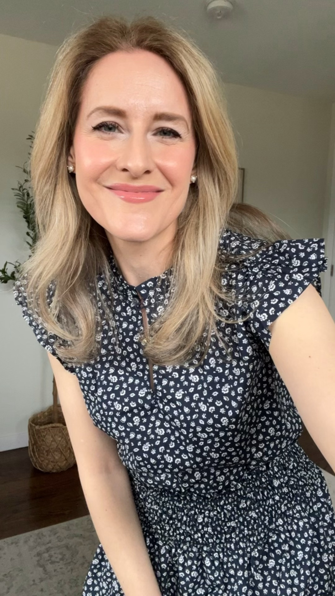 Walmart matching top and skirt, fits tts I’m a small. Unfortunately the skirt is in stores only. Top comes in a blue stripe too. Looks great with jeans or trousers for work. #walmartfashion 