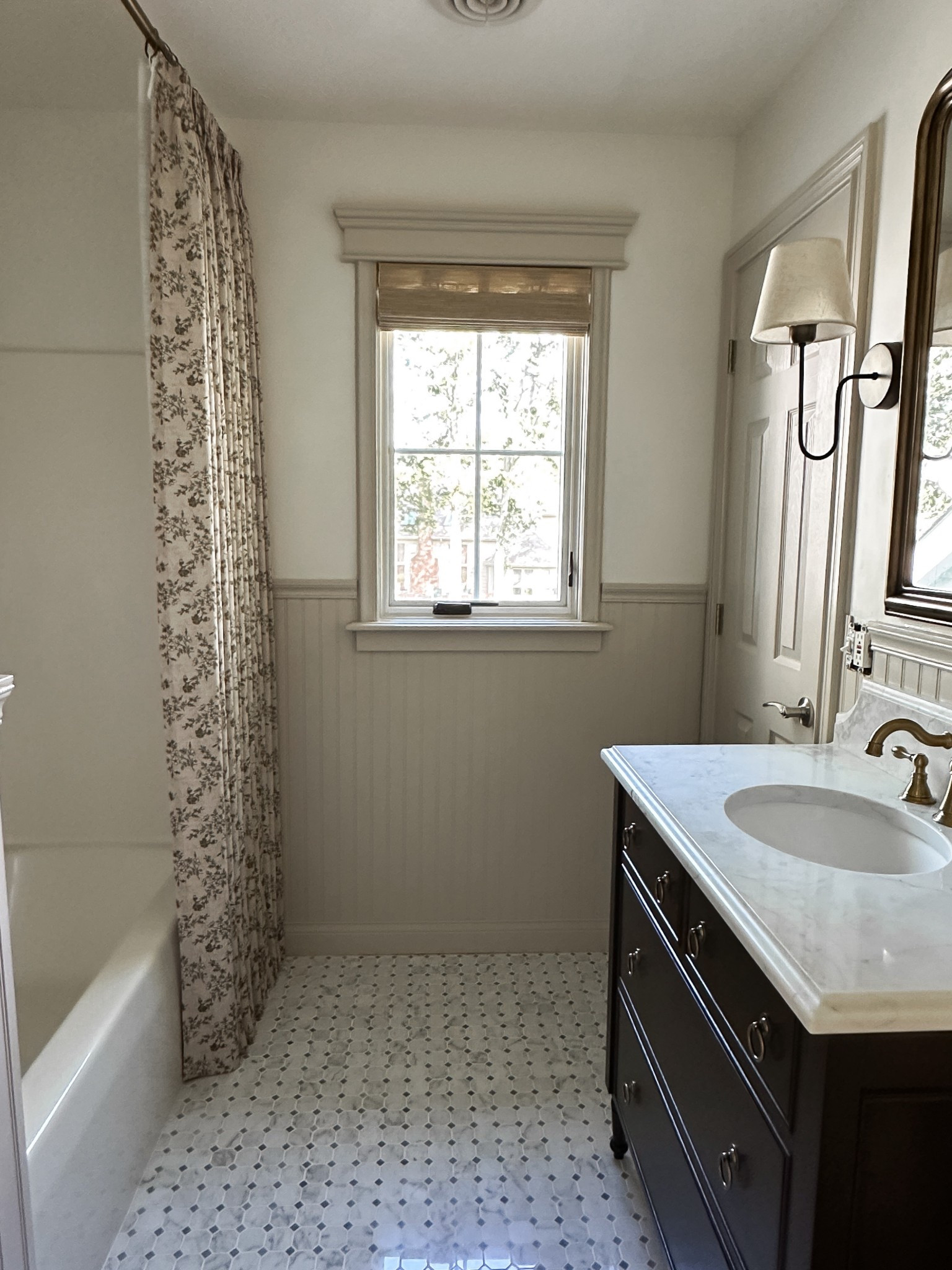 Guest bathroom remodel 🤍

Use code MYNINETIESHOME for 20% off your order at TWOPAGES (shower curtain & bamboo shade!)

Bathroom remodel, cottage bathroom, vintage bathroom, shower curtain, window treatment 

#LTKStyleTip #LTKHome