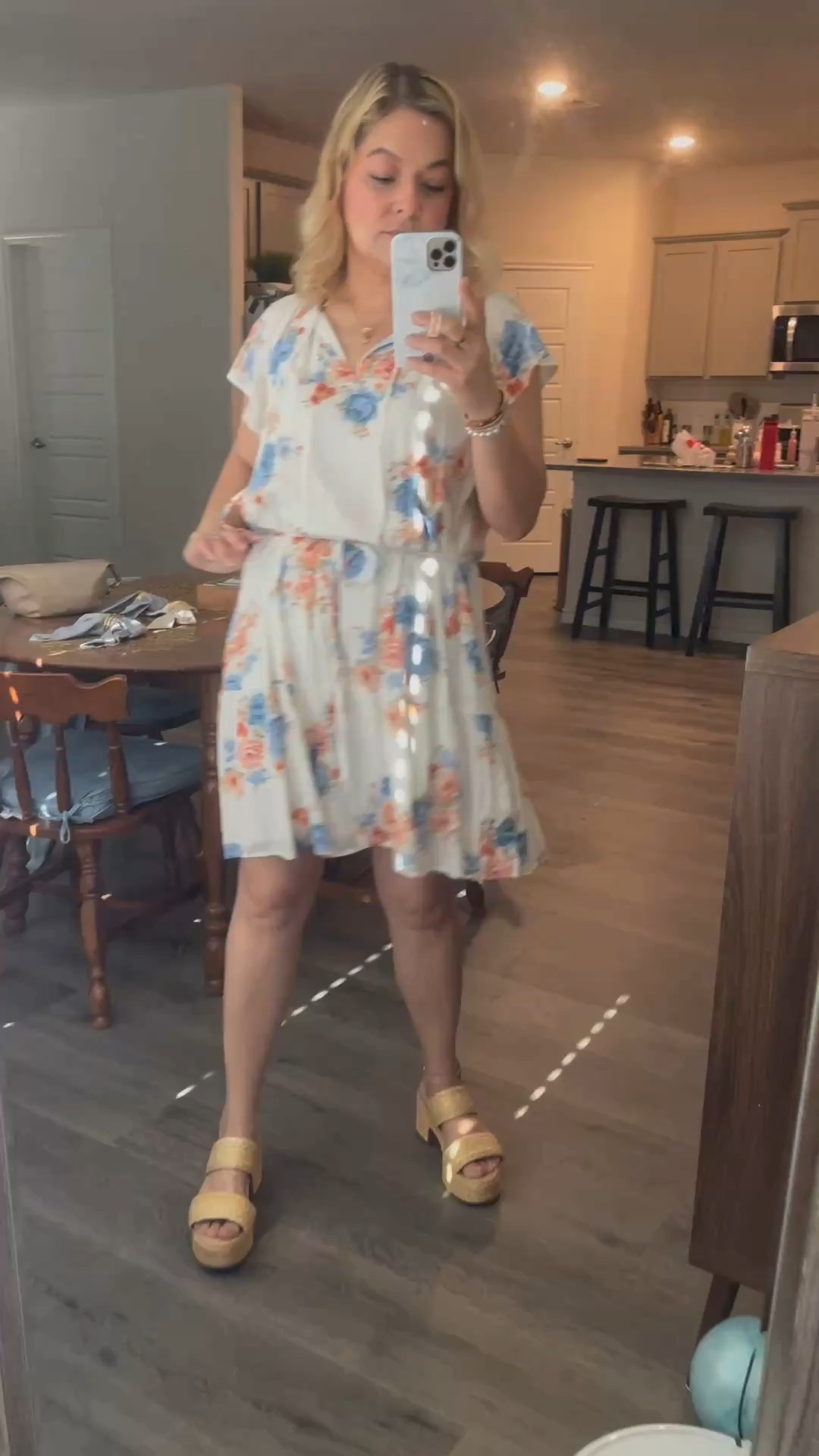 ☀️ Summer’s still going strong in Texas, so I’m keeping it easy with a breezy dress, comfy cute shoes, and simple accessories. Light, effortless, and ready for these warm days. 🌿✨

#ootd #summerstyle #texasheat #effortlesschic #styleinspo 