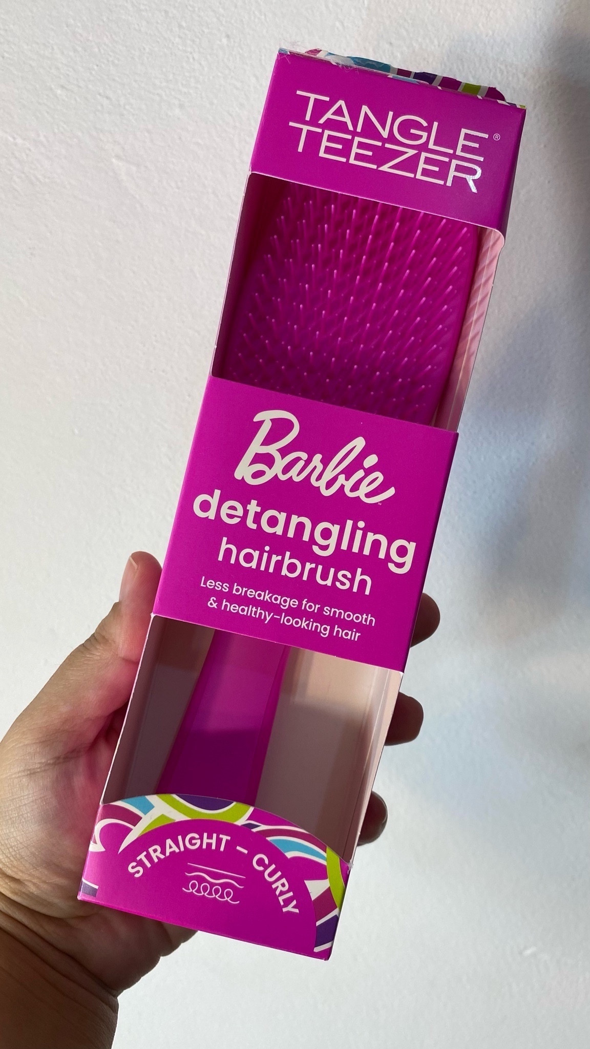 Escova Wet Detangling 
Tangle Teezer Barbie 🩷✨
Melhor escova para desembaraçar os fios durante o banho e potencializar os efeitos de shampoos, condicionadores e máscaras hidratantes. Indicada para todos os tipos de cabelos.
Não quebra nadinha os fios e desembaraça com muita facilidade e de forma gentil! Amo e indico 🩷👌🏻

#LTKbrasil #LTKbeauty #LTKsalealert