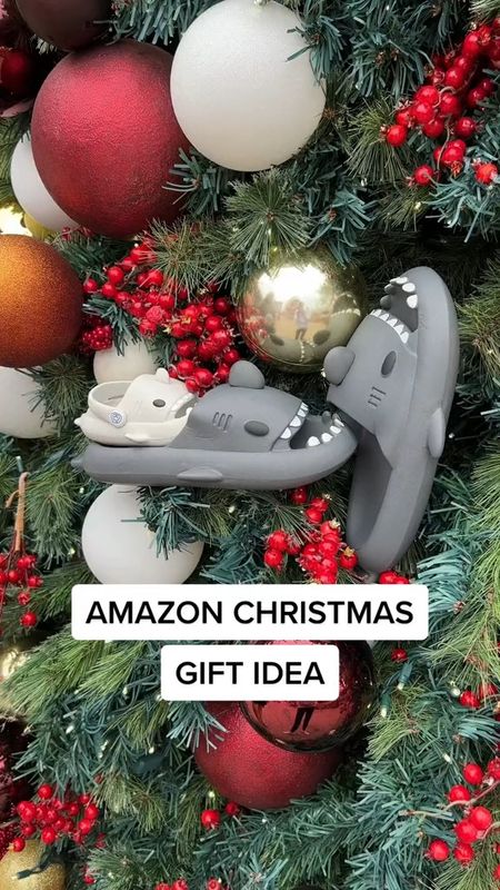 Amazon Christmas Gift Idea - Day 8 - Adult & Baby Shark Slippers

Kortney and Karlee | #kortneyandkarlee

#LTKHoliday #LTKGiftGuide #LTKSeasonal