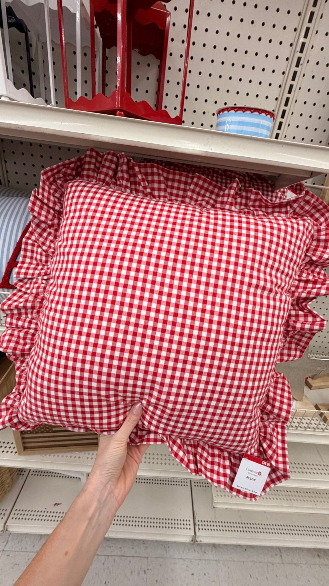 These Gingham Pillows are amazing♥️✨🇺🇸

#LTKSeasonal #LTKHome #LTKmomlife