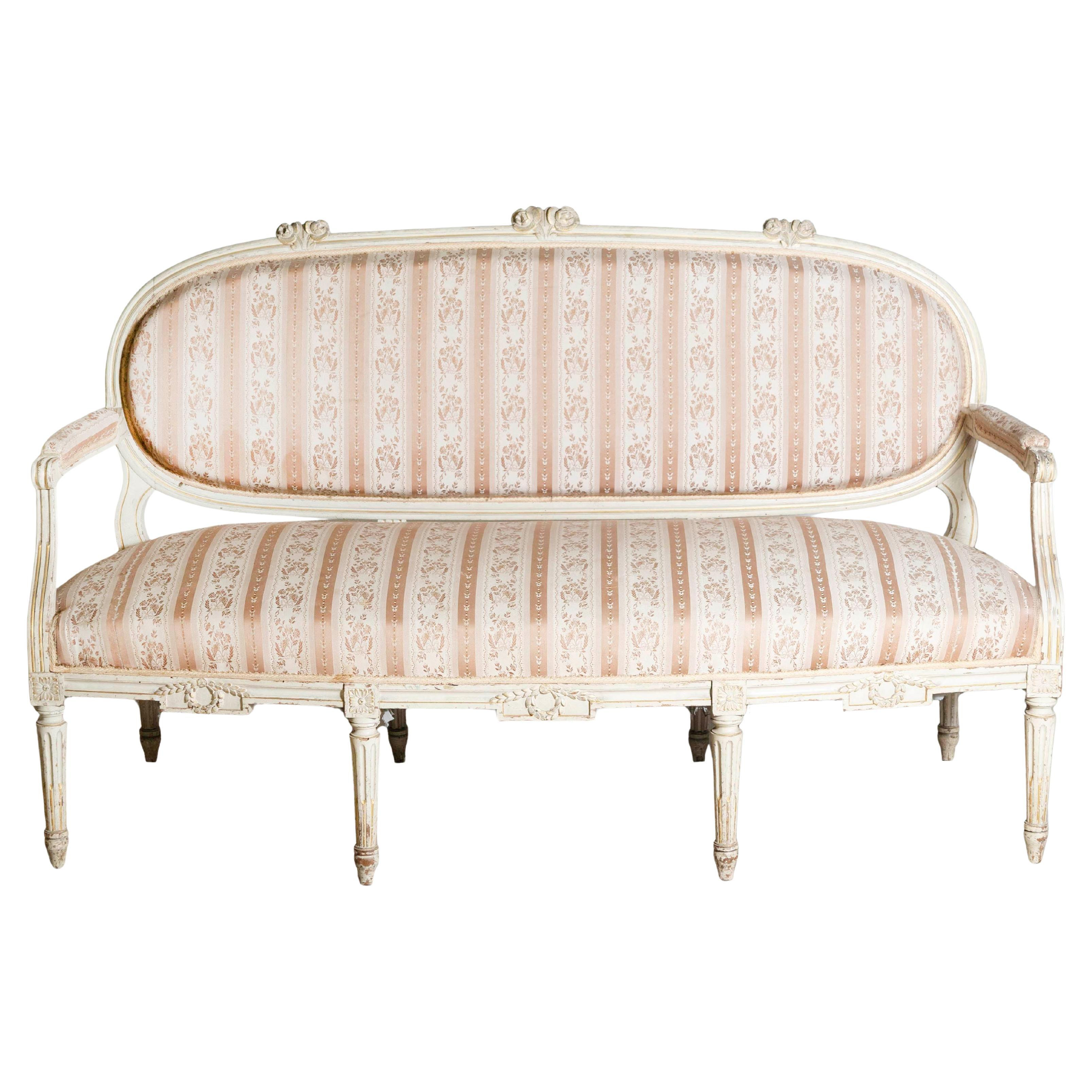 1790s Louis XVI Period French Painted Sofa with Oval Back and Carved Foliage | 1stDibs