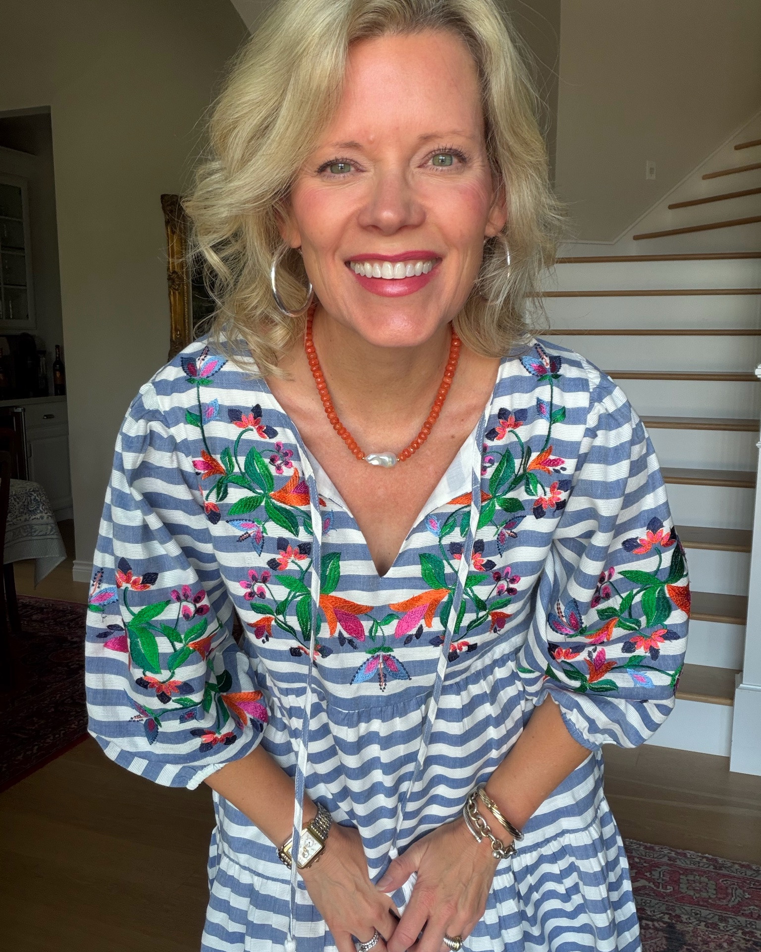 Absolutely love this Darling dress that’s perfect for teachers and fall. The first time I wore it I wore a green necklace. The next time I wore orange necklace and the third time I wore a blue necklace. So versatile. Love the dress and all my fun accessories. Scroll through to see them all. I’m wearing my regular size small. ￼