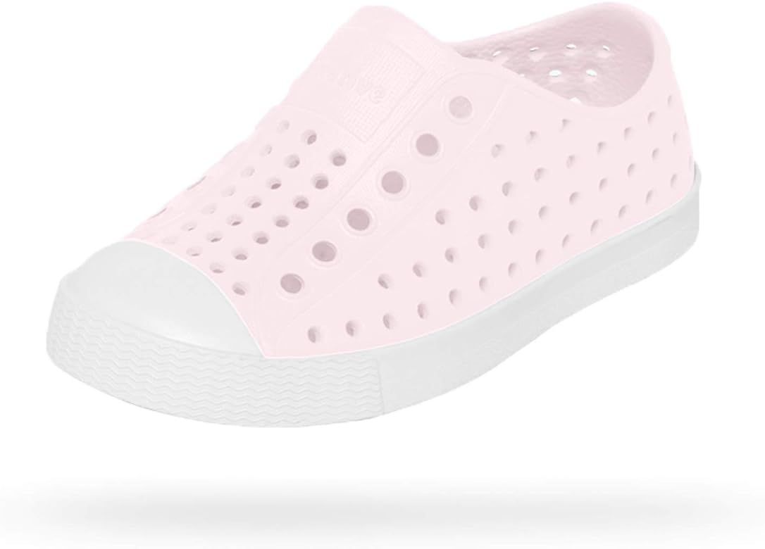 Amazon.com | Native Shoes, Jefferson Child, Kids Lightweight Sneaker, Milk Pink/Shell White, 2 M ... | Amazon (US)