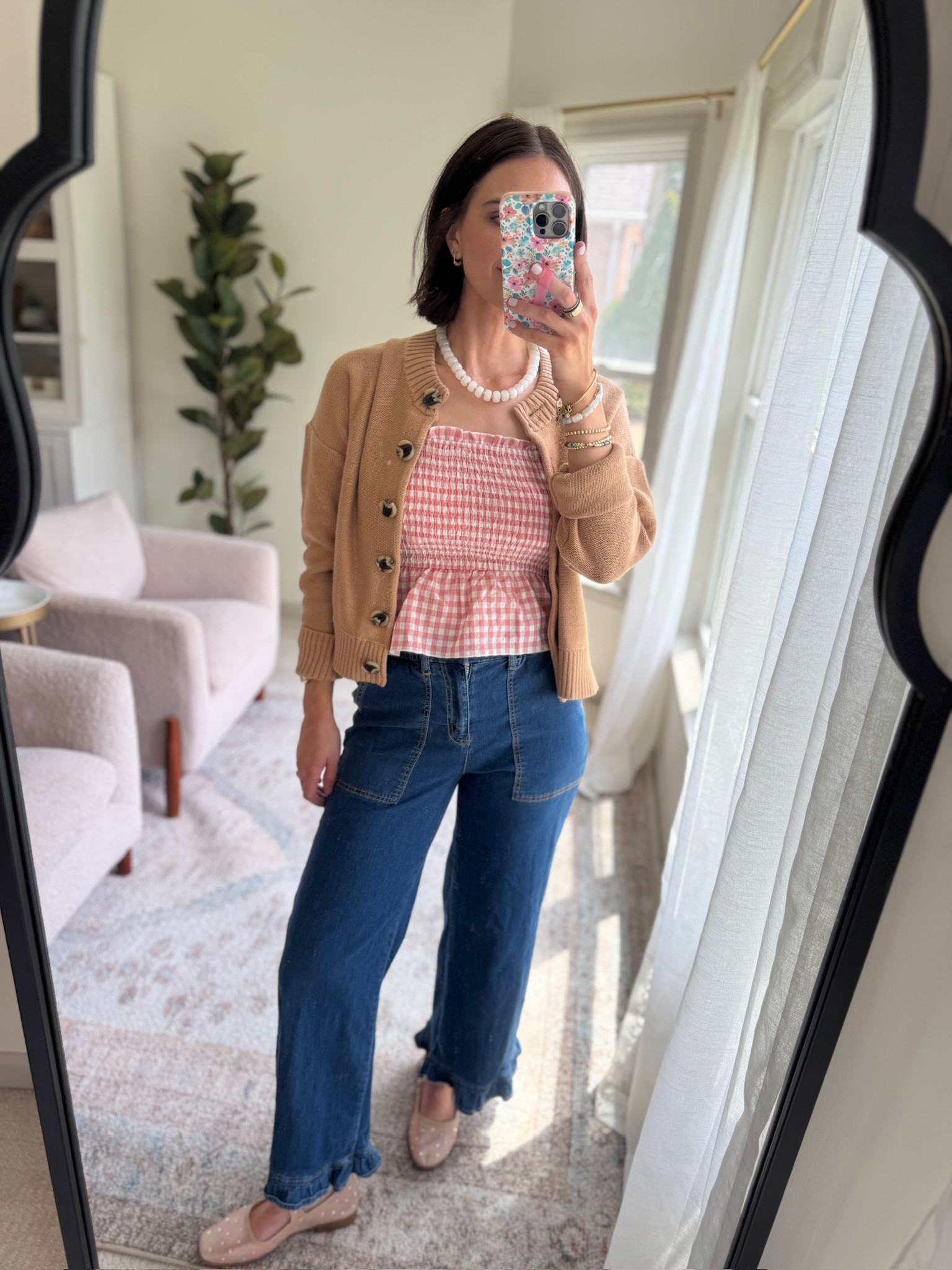 Teacher outfit inspo 🤍

Wearing a size small in all

Quince, quince cardigan, quince clothing, jeans, jeans outfit, gingham top, gingham set, flats, Hallie Ragan

#LTKgrwm #LTKootd #LTKSeasonal