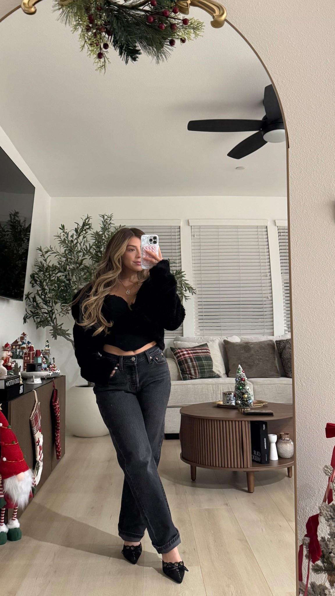 all black outfitts

#LTKootd #LTKHoliday #LTKPetite