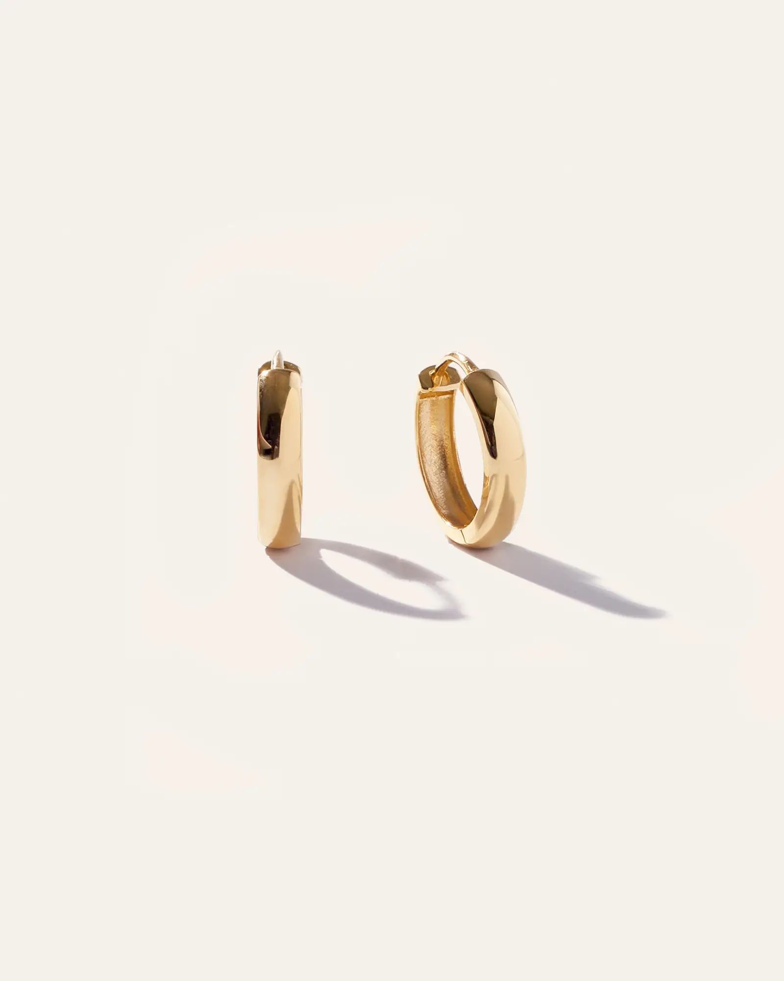 14K Gold 15mm Bold Hoops | Quince