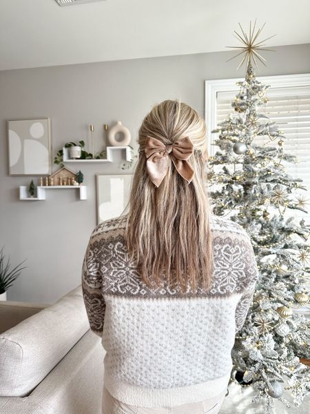 Christmas Hair Bow
fair isle sweater | cozy outfit 

#LTKsalealert #LTKGiftGuide #LTKHoliday