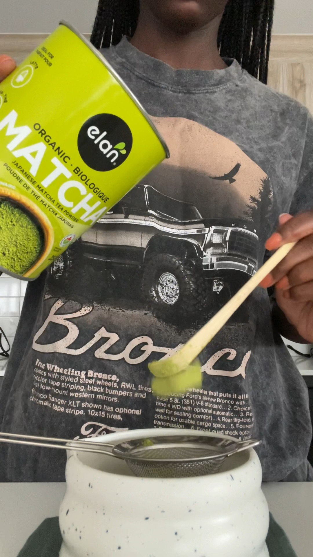 Strawberry matcha using Elan powder from Amazon & my Saltair kettle

#LTKsale #LTKhome #LTKcanada