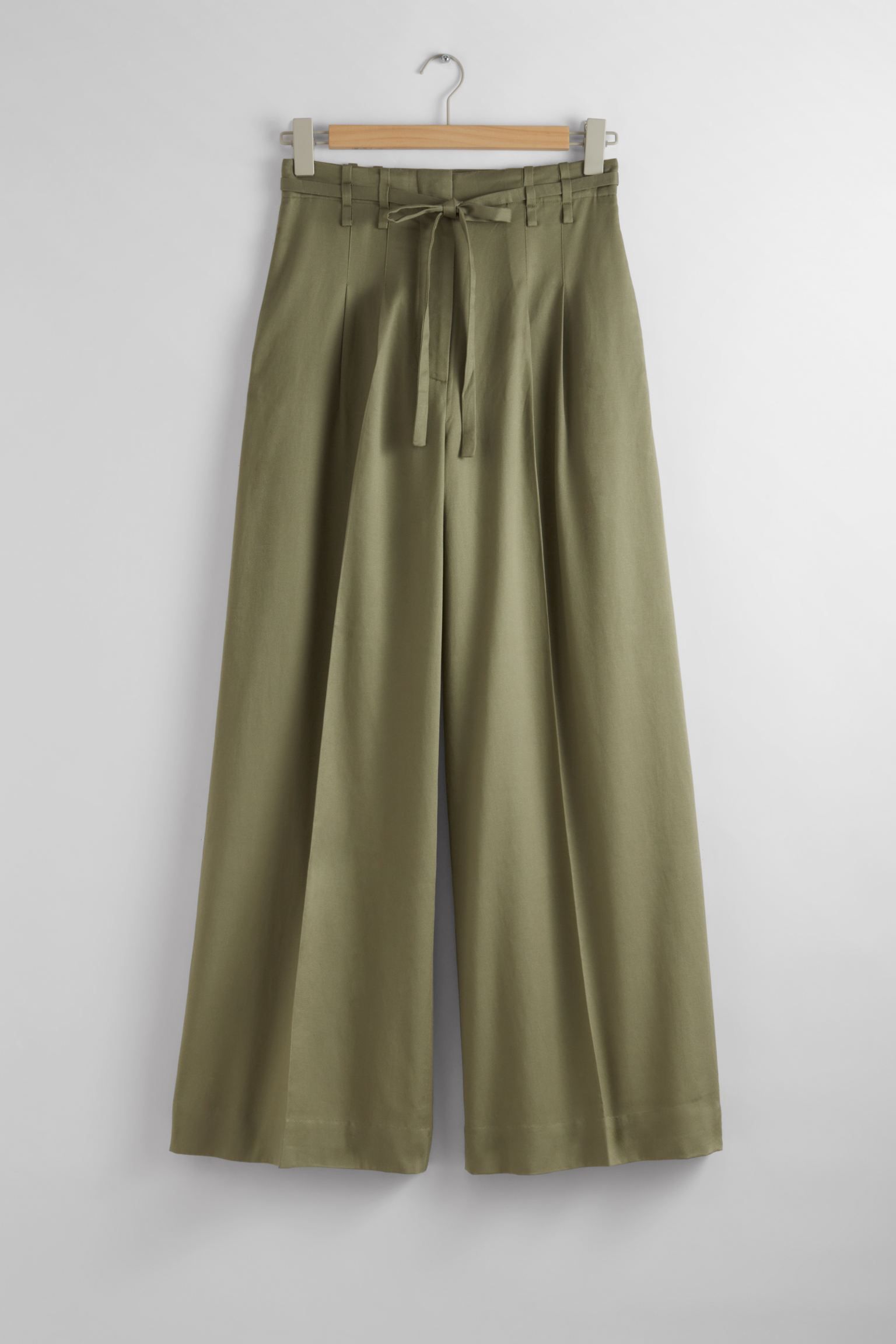 Wide Belted Trousers | H&M (UK, MY, IN, SG, PH, TW, HK)
