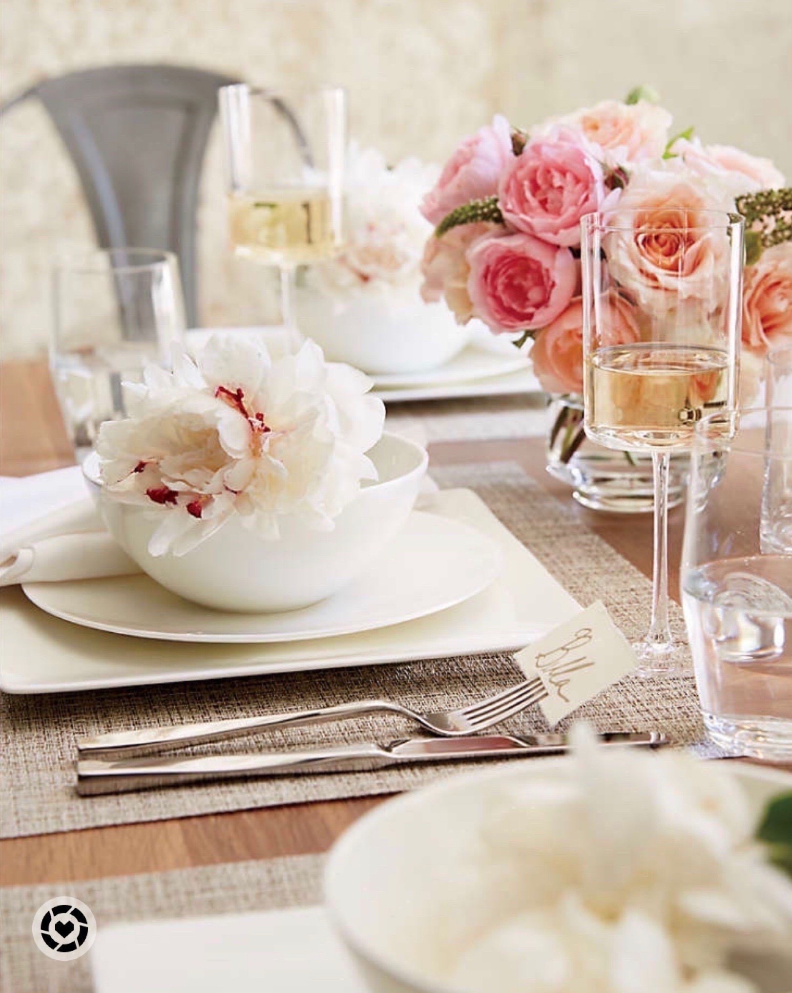 Secretsofyve: flowers 🌸 can make all the difference when gathering! Home decor.  Pick some as gifts. @urbanstems
#Secretsofyve #ltkgiftguide
Always humbled & thankful to have you here.. 
CEO: PATESI Global & PATESIfoundation.org
@secretsofyve : where beautiful meets practical, comfy meets style, affordable meets glam with a splash of splurge every now and then. I do LOVE a good sale and combining codes! #ltksalealert #ltku #ltkplussize #ltkmidsize #ltkover40 #ltkpetite #ltktall #ltkootd #ltkstorytime #ltkmomlife secretsofyve

#LTKSeasonal #LTKHome #LTKWedding