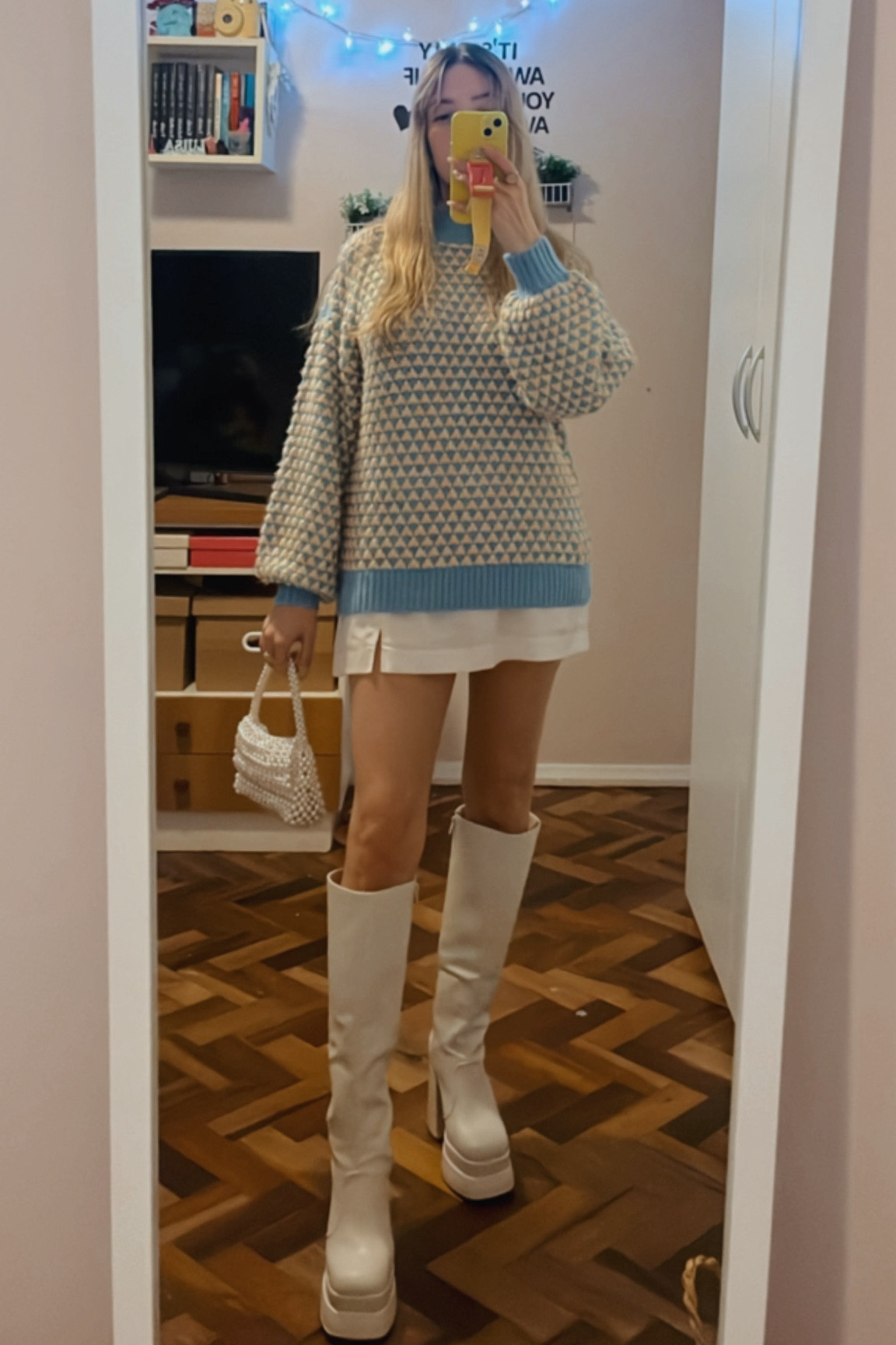 Aproveitando o dia friozinho no Rio pra tirar as botas e suéters do armário 🩵

#LTKstyletip #LTKwinter #LTKbrasil