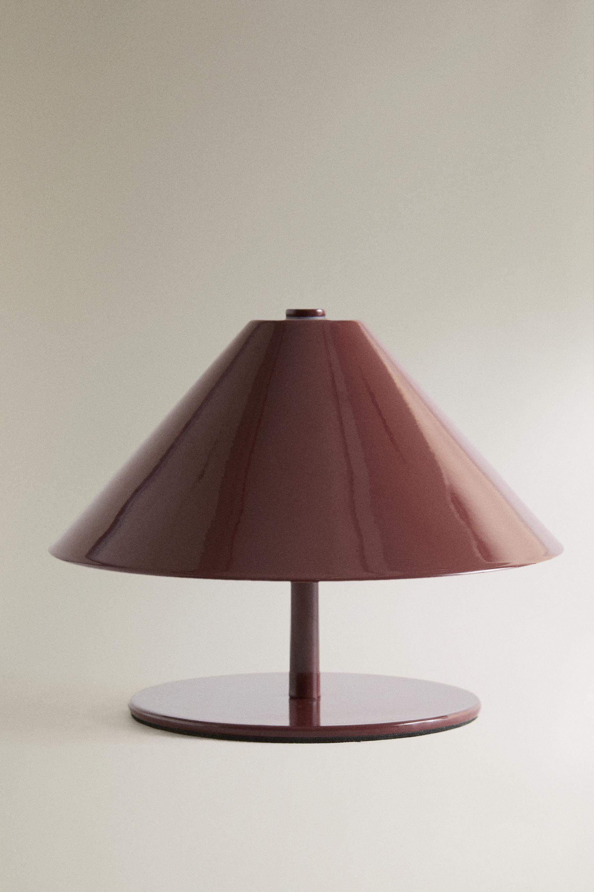 CORDLESS METAL TABLE LAMP - Maroon - 4.7 x 6.3 x 6.3 " | Zara US