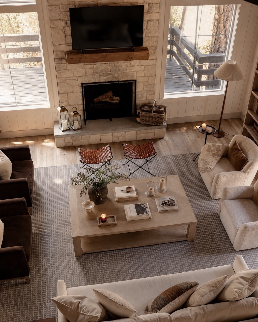 Shop the lake house fall living room

#LTKHome #LTKSaleAlert #LTKSeasonal