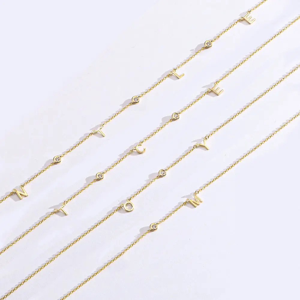Inez Initial Necklace with Diamonds - 14K Solid Gold | Oak & Luna (US)