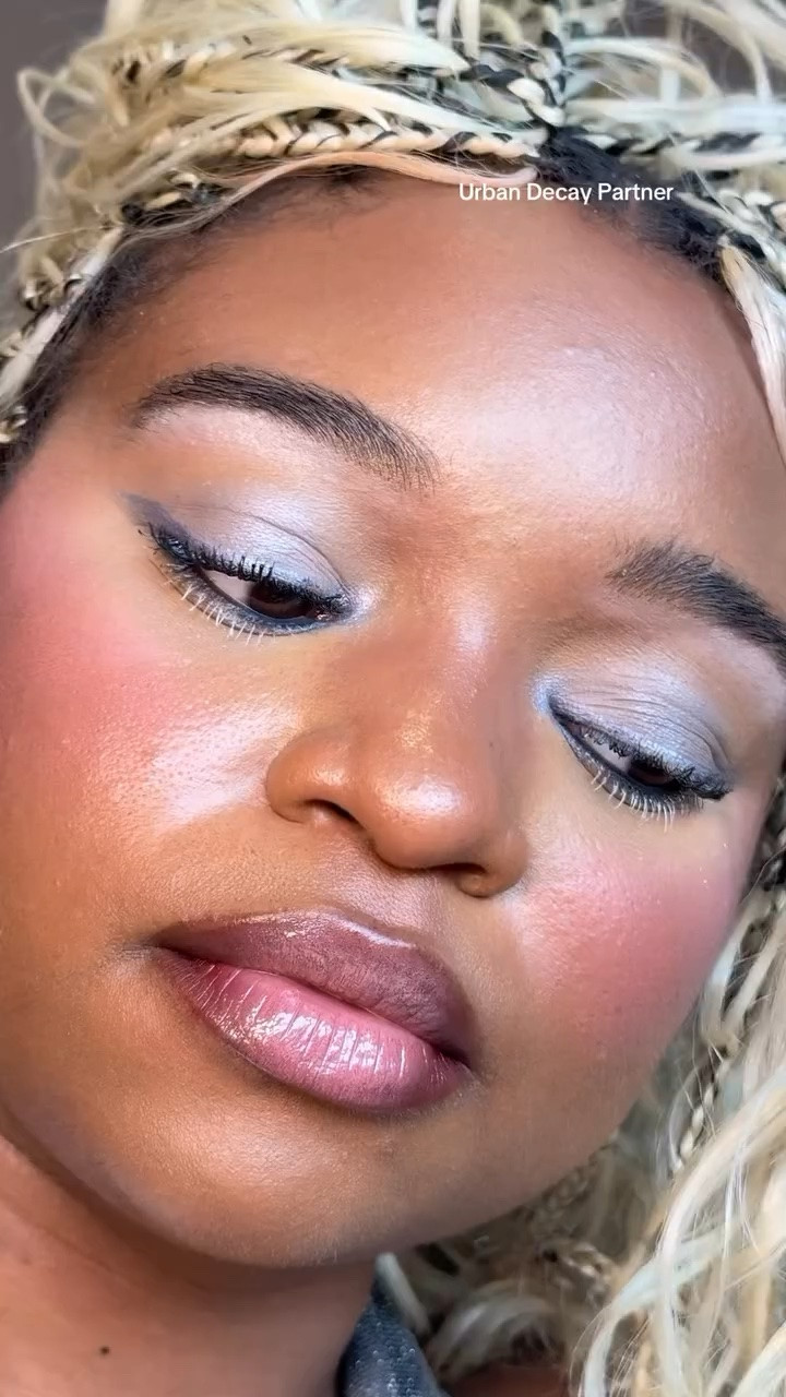 #UrbanDecayPartner #Lorealistar #247Liquidsticks Colorful spring festival eye makeup @urbandecaycosmetics