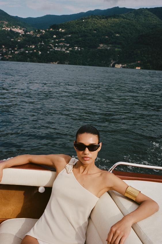 ASYMMETRIC KNIT TOP WITH DETAIL | Zara UK