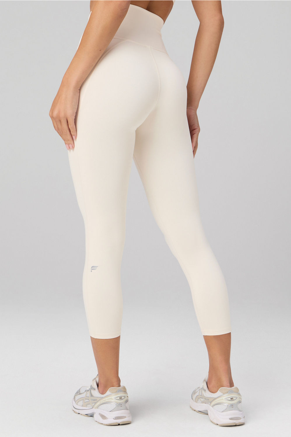 Define Capri 22" | Fabletics