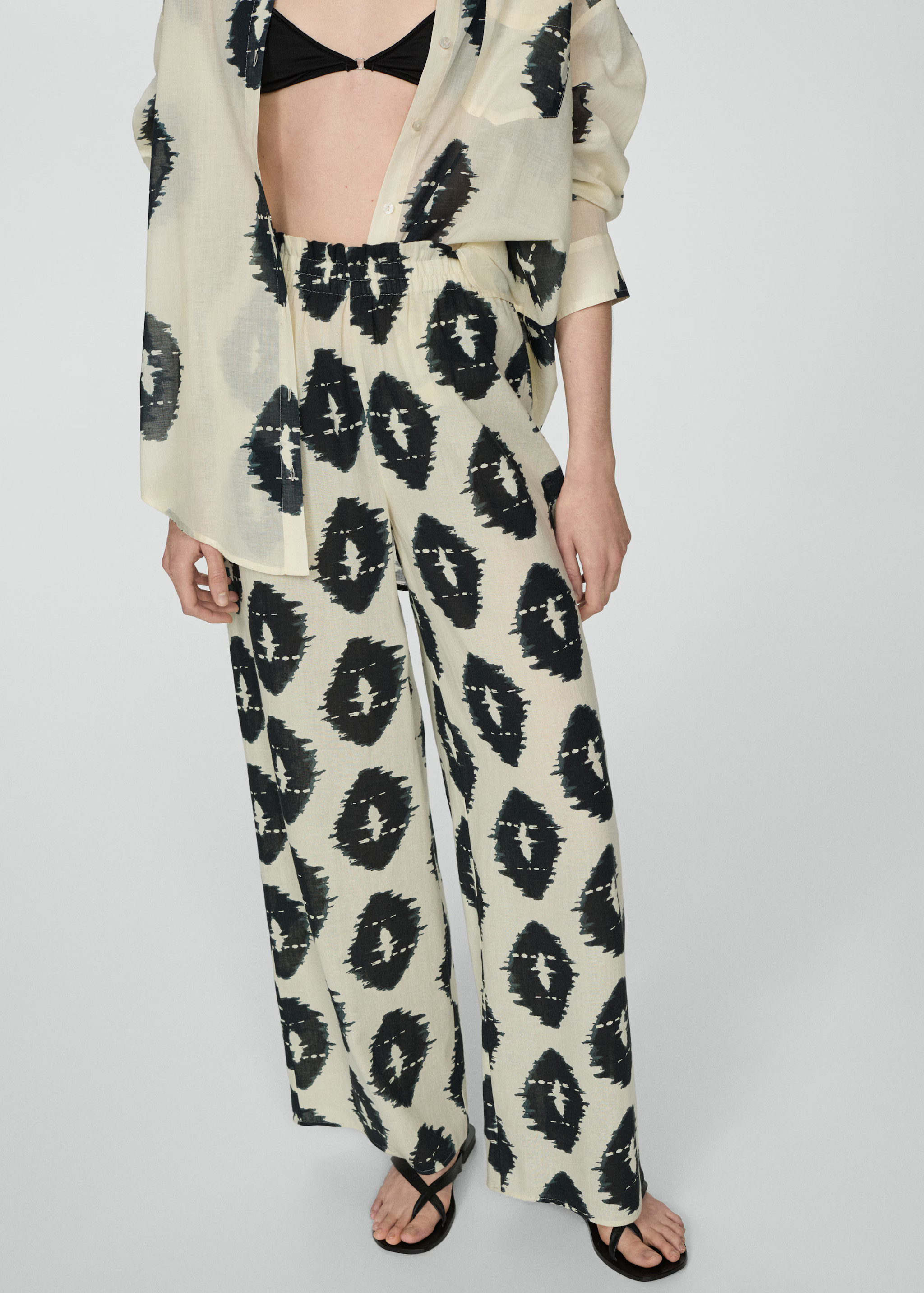 Wideleg printed trousers | MANGO (US)