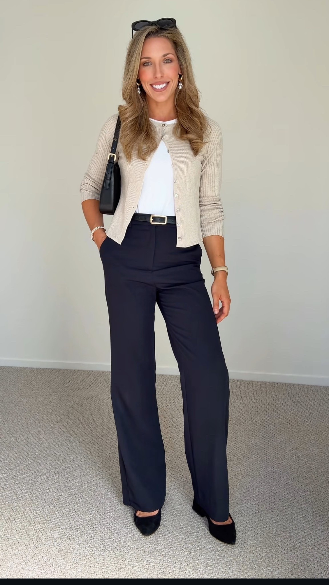 Simple, structured and easy to wear 🤍 Tailored pants, a classic tee and a soft knit to finish

#LTKaustralia