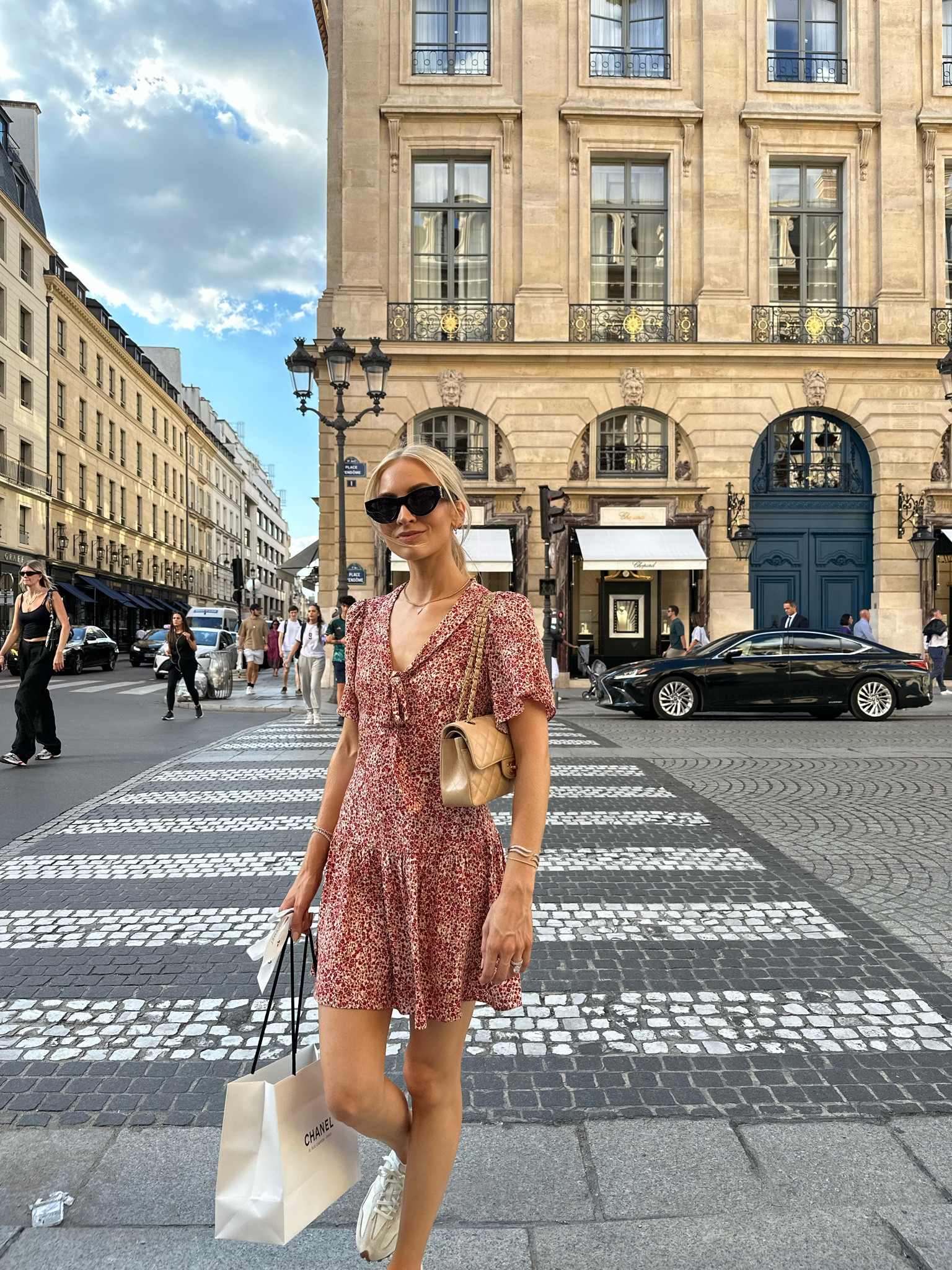 My Paris trip MVP dress - I wore this Reformation floral mini dress 5 times at least on this trip (often throwing it on for breakfasts or changing into it) which says a lot! The fit and cut is SO flattering and easy - I wore it with sneakers mostly but am definitely going to repeat for Fall with a chunky black loafer and cardigan! 

Sizes worn here:
Dress XS (true to size)