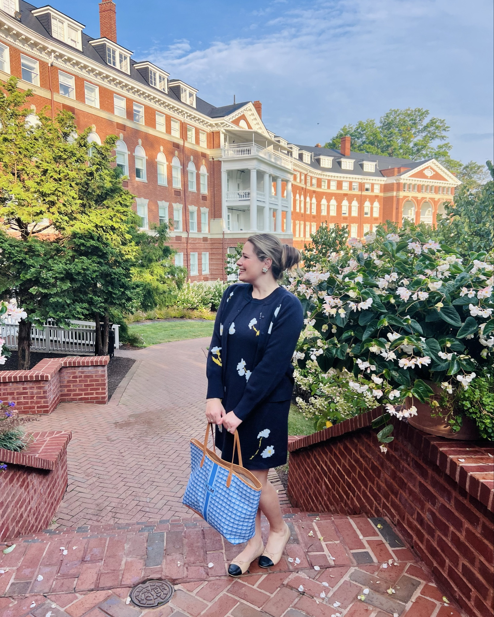 Affordable sweater dress set for fall 🍂 runs small, I went up one size! 

#LTKSeasonal #LTKFindsUnder50