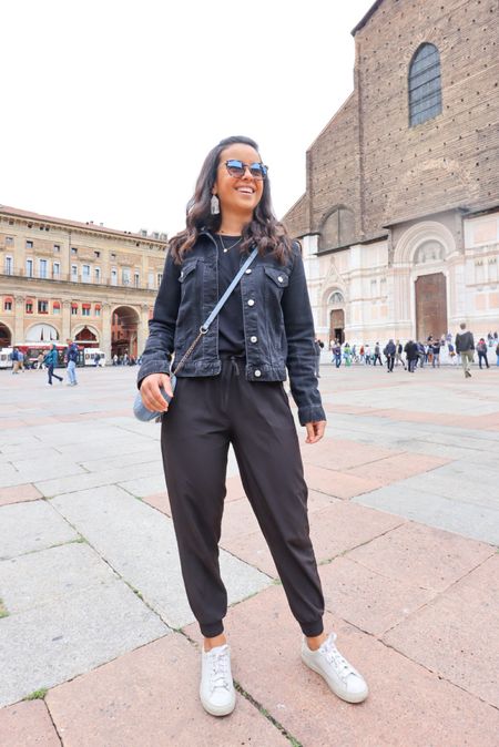 All black 🖤
It’s starting to cool down here in Italy, so all my layers are coming out 😂
All black look with white sneakers and cute accessories never fails! This look is very easy to recreate and I’m wearing 3 of my favorite travel pieces! Can you guess which ones? 😎

#LTKeurope #LTKstyletip #LTKtravel